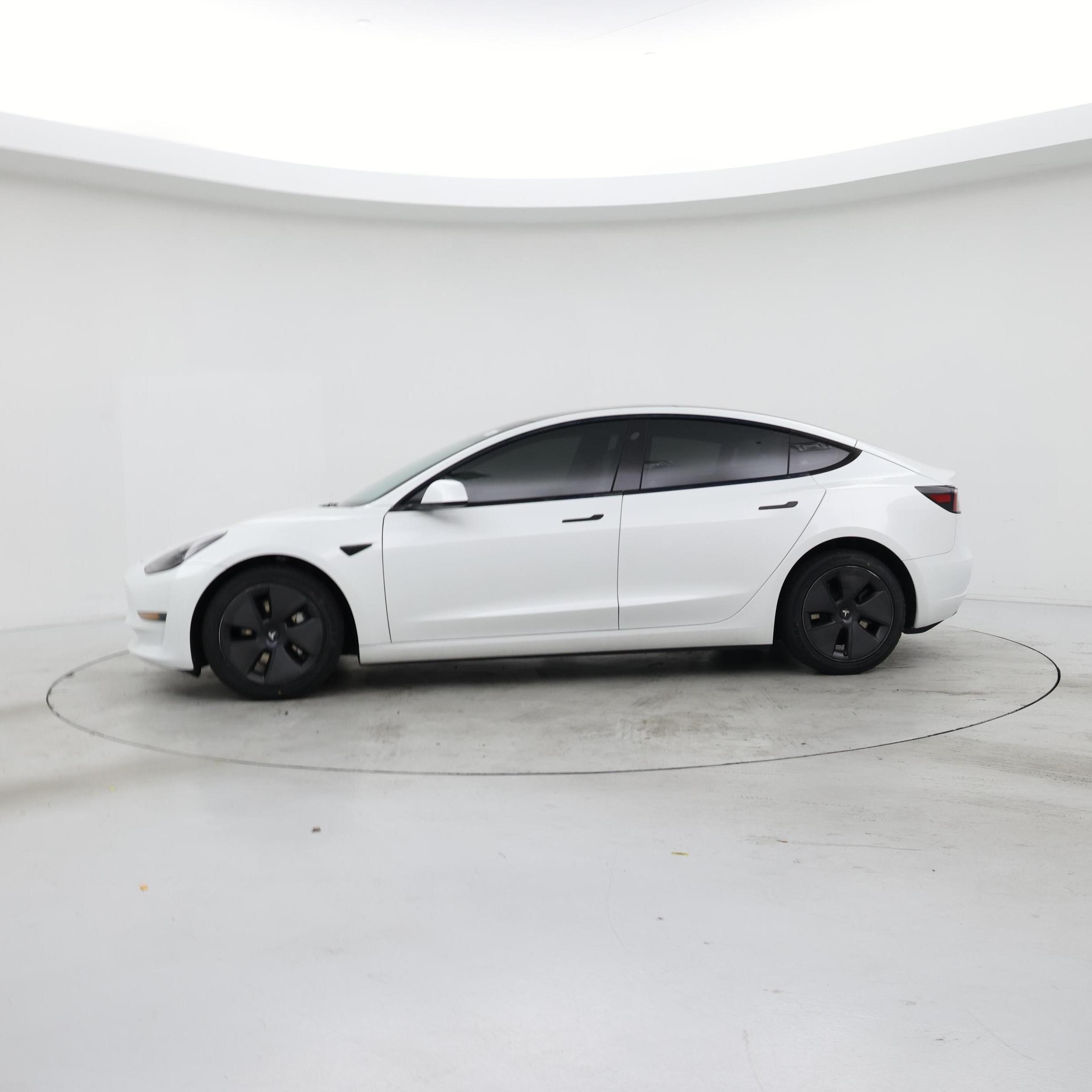Thumbnail: 2023 Tesla Model 3 - 3