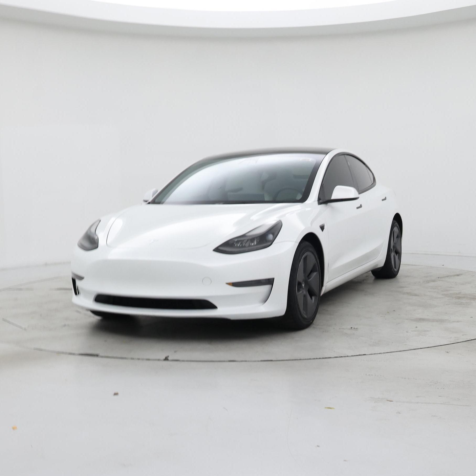 Thumbnail: 2023 Tesla Model 3 - 4