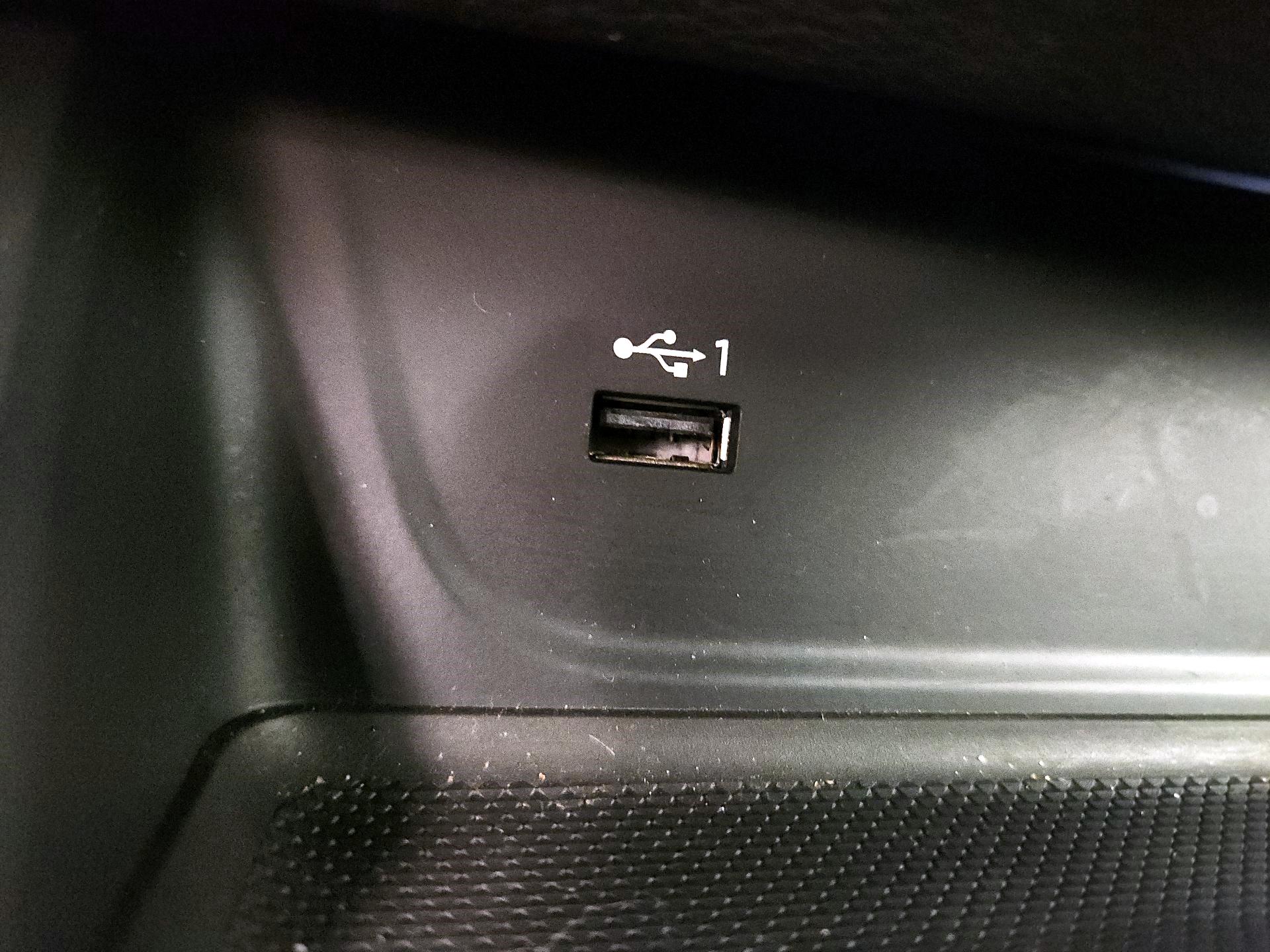 Thumbnail: 2018 Audi S5 - 18