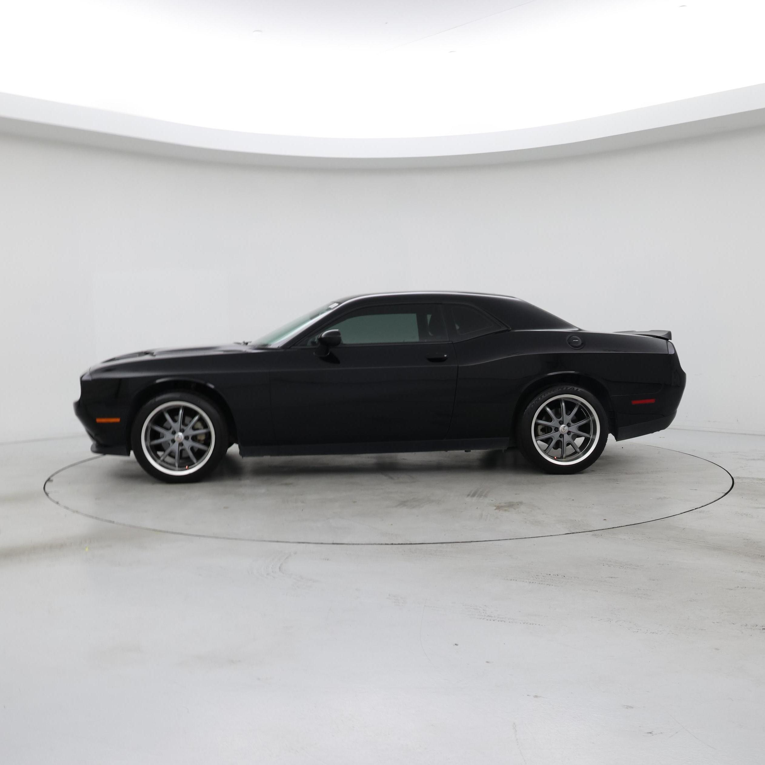 Thumbnail: 2022 Dodge Challenger - 3
