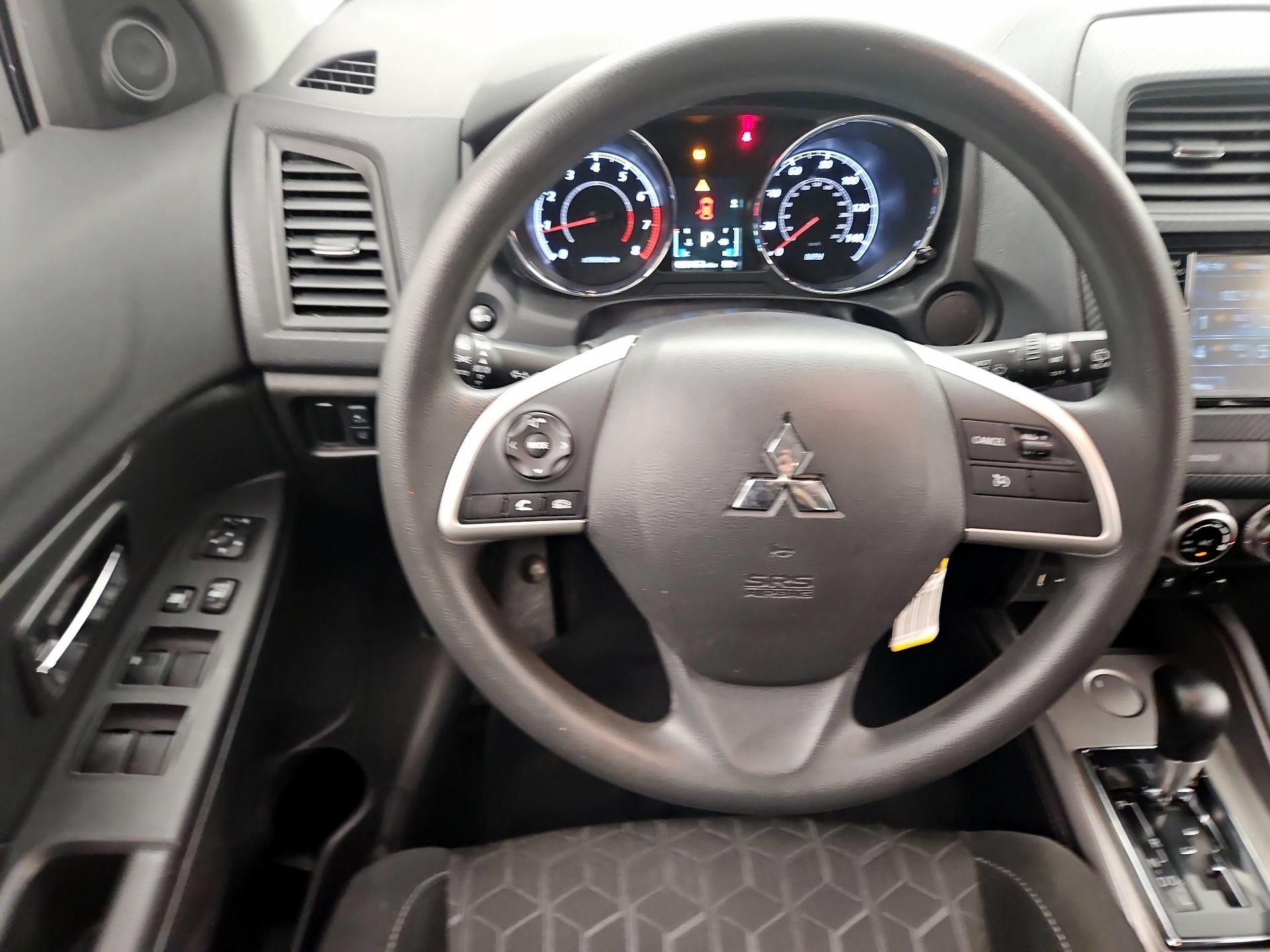 Thumbnail: 2022 Mitsubishi Outlander Sport - 10