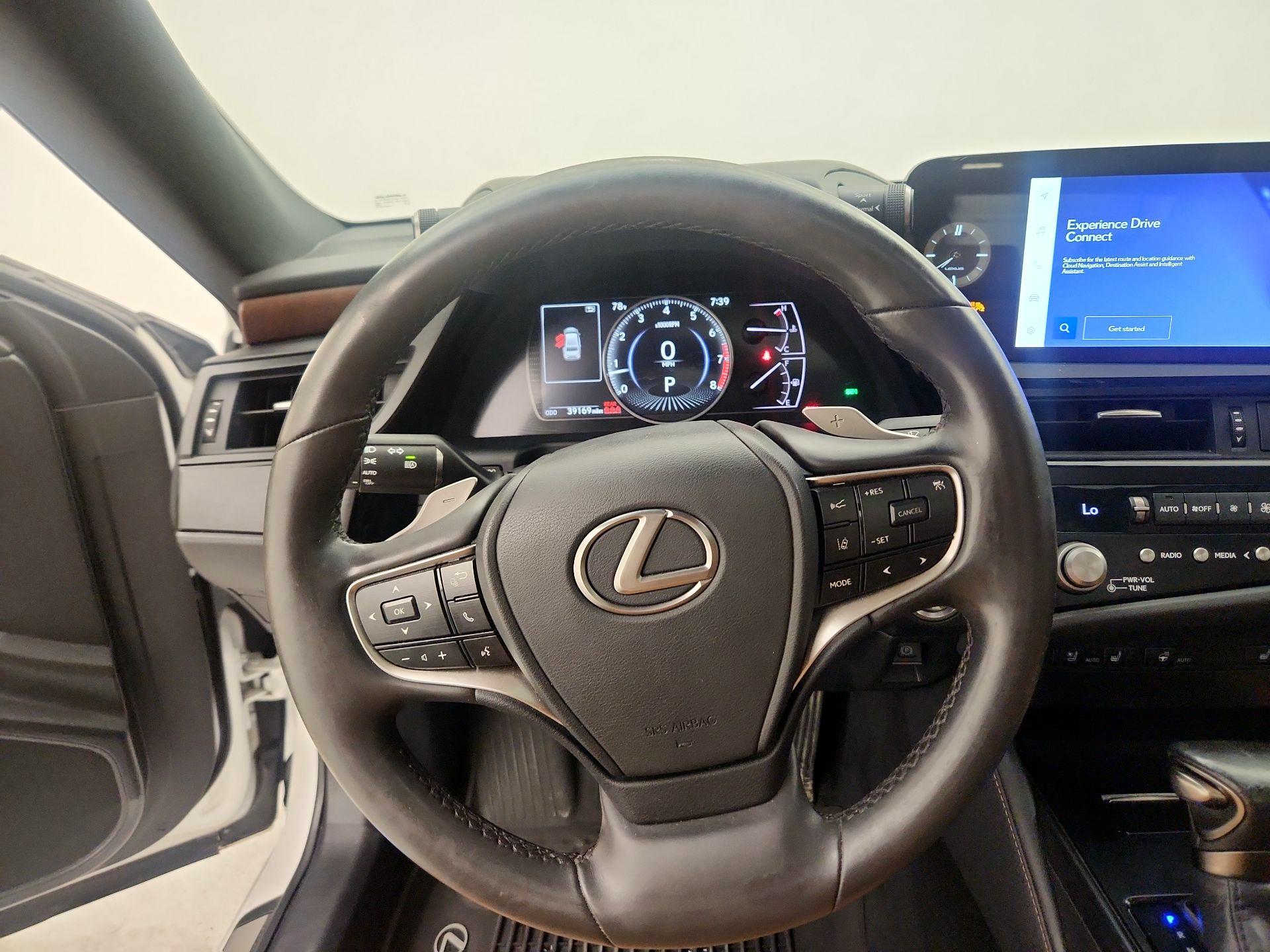 Thumbnail: 2023 Lexus ES - 10