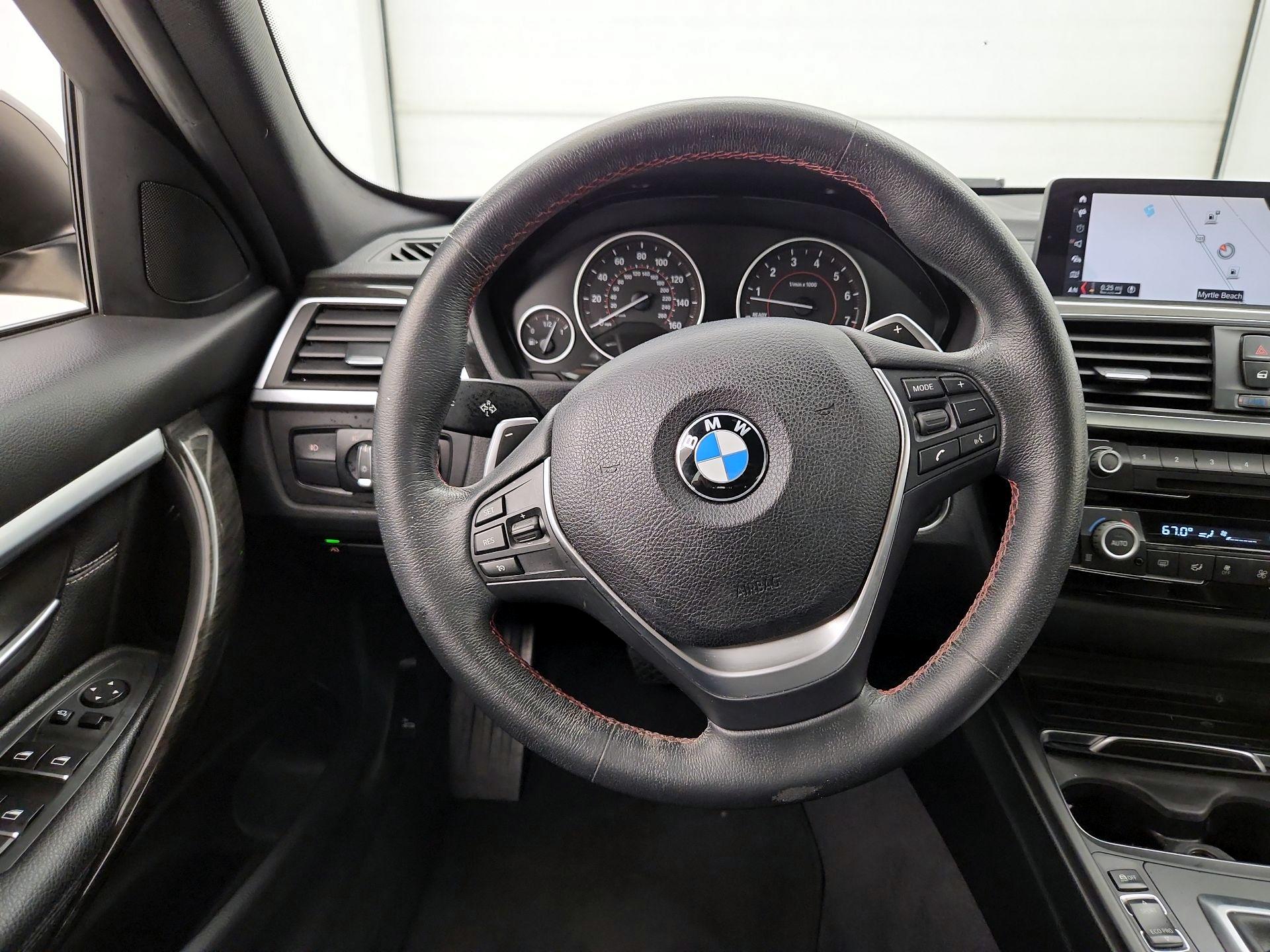 Thumbnail: 2018 BMW 3 Series - 10
