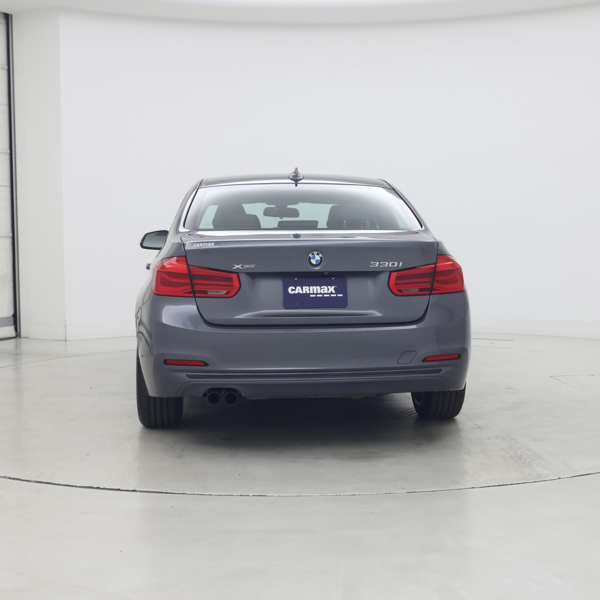 Thumbnail: 2018 BMW 3 Series - 6