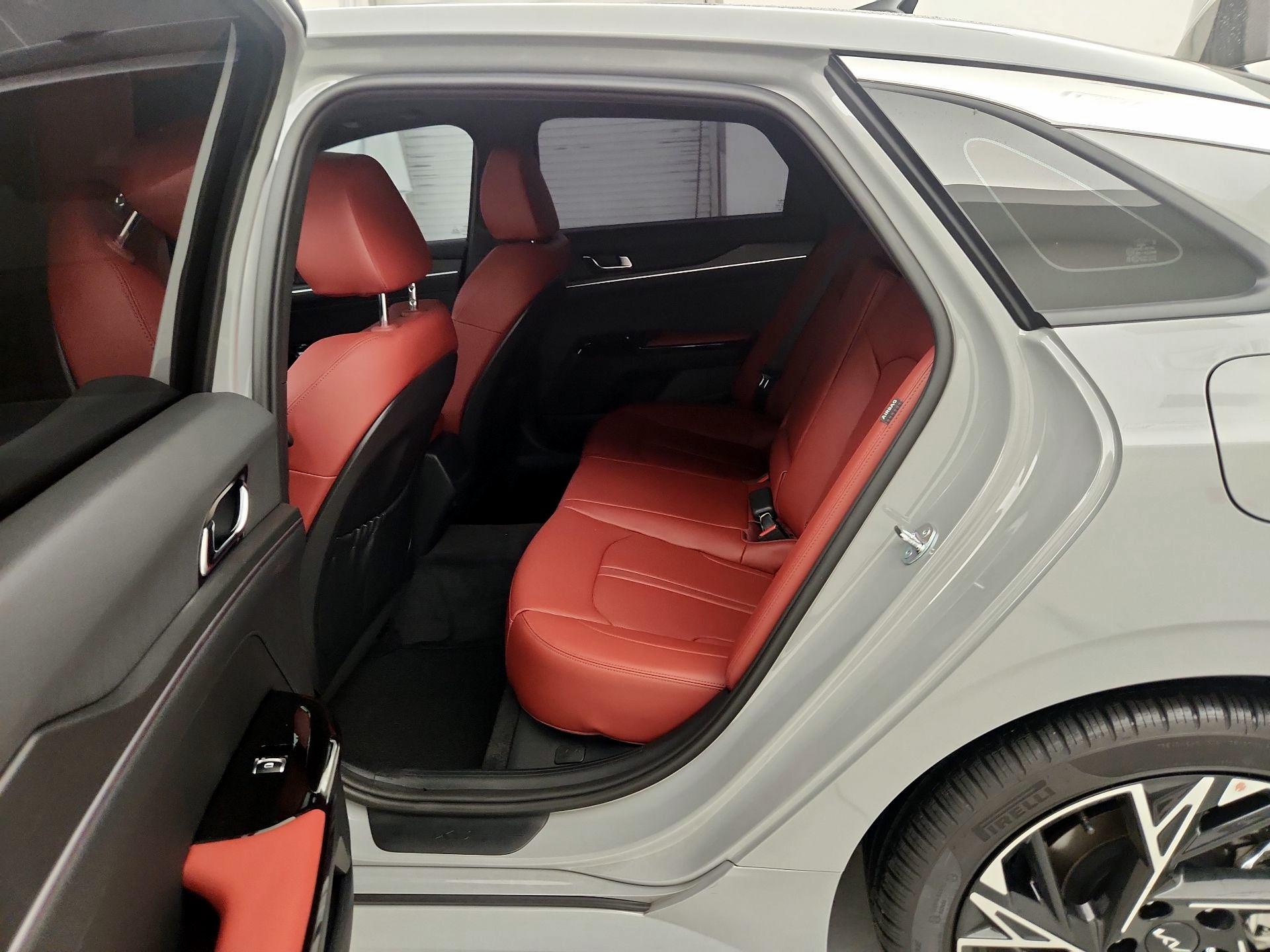 Thumbnail: 2025 Kia K5 - 19
