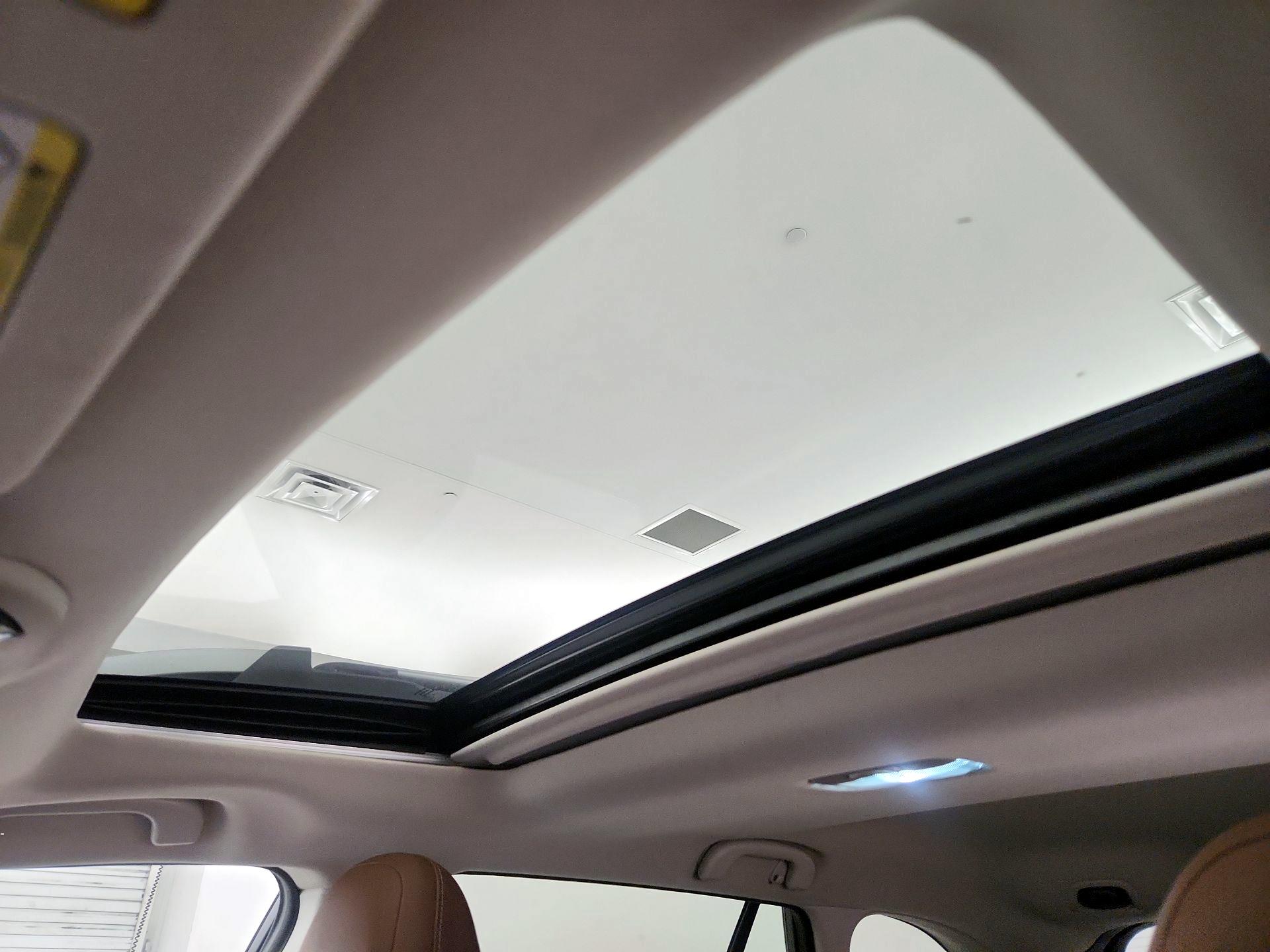 Thumbnail: 2020 Subaru Outback - 20
