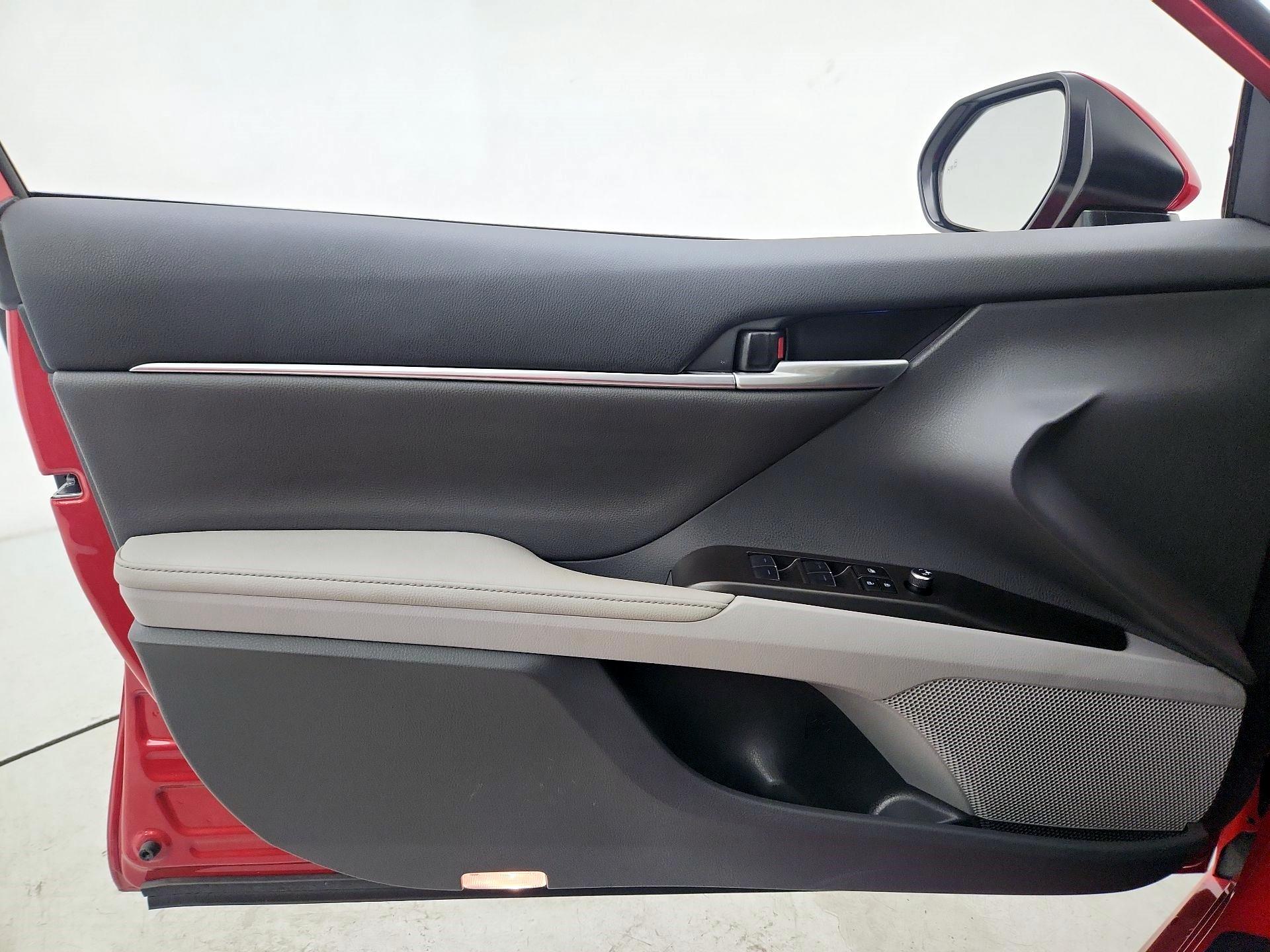 Thumbnail: 2024 Toyota Camry - 12