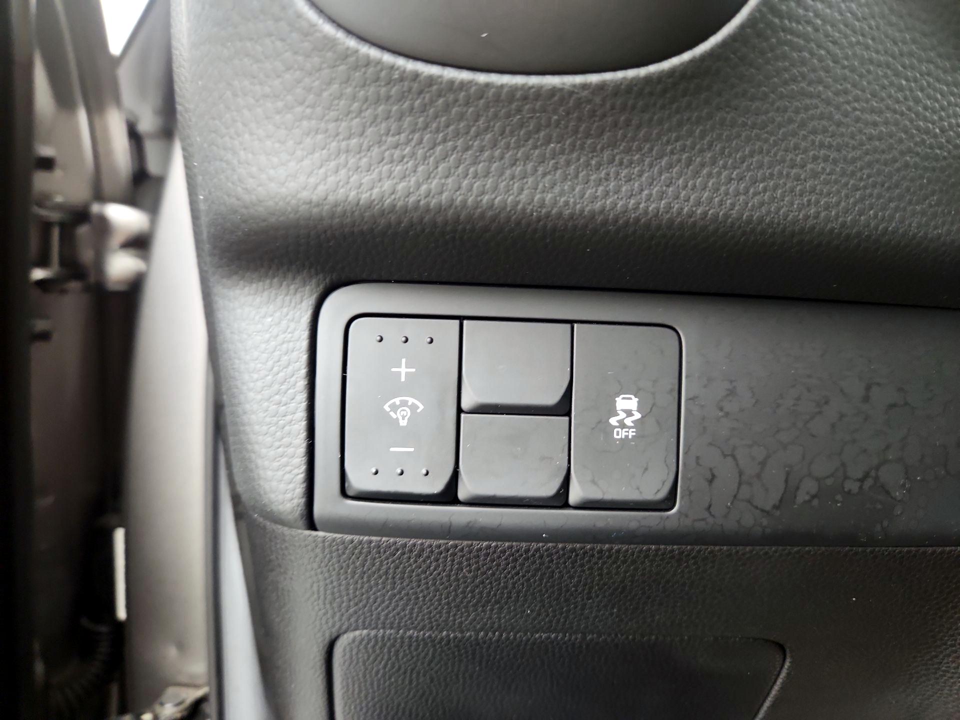 Thumbnail: 2016 Kia Soul - 11