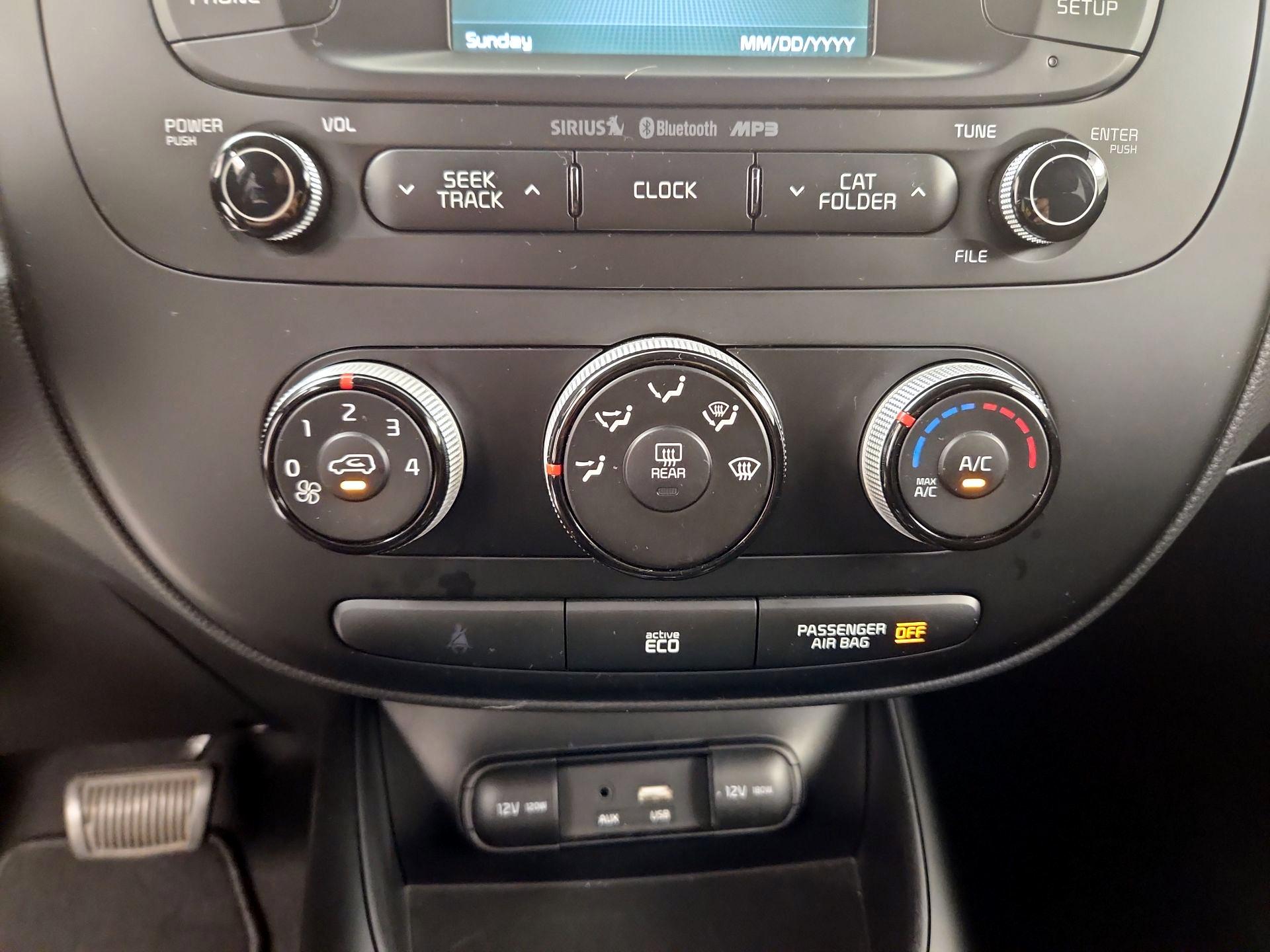 Thumbnail: 2016 Kia Soul - 14