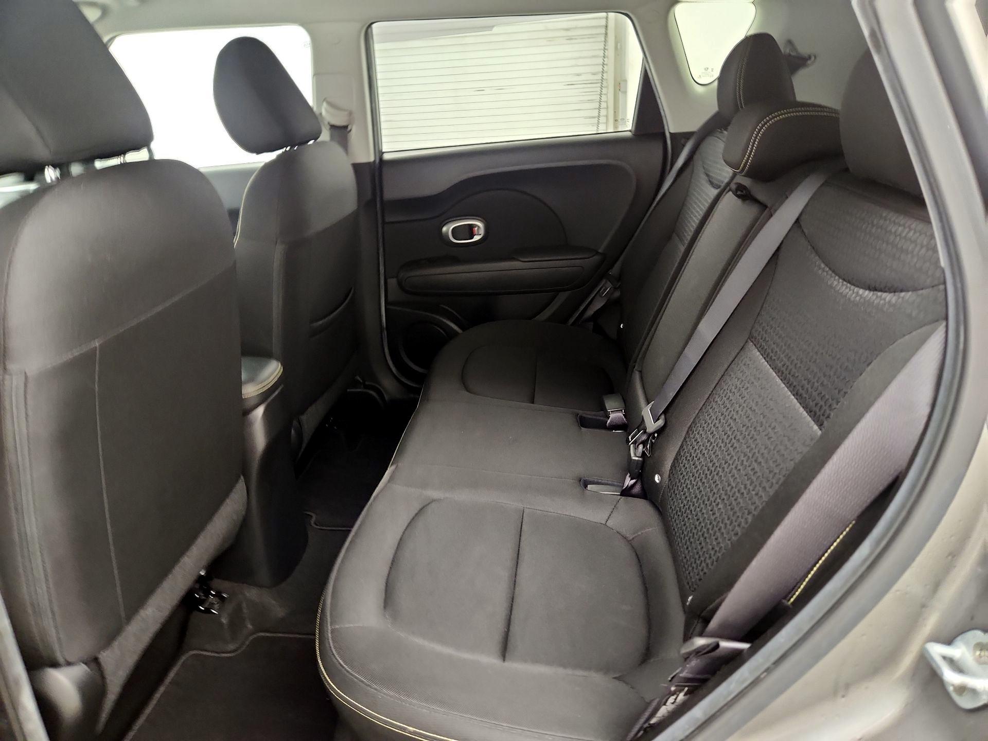 Thumbnail: 2016 Kia Soul - 17