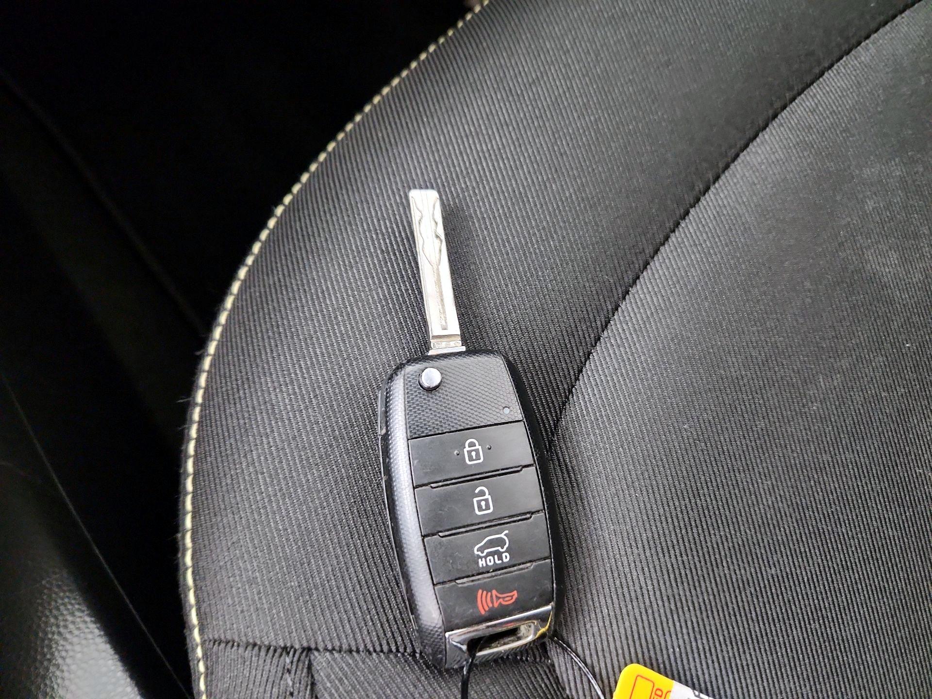 Thumbnail: 2016 Kia Soul - 20