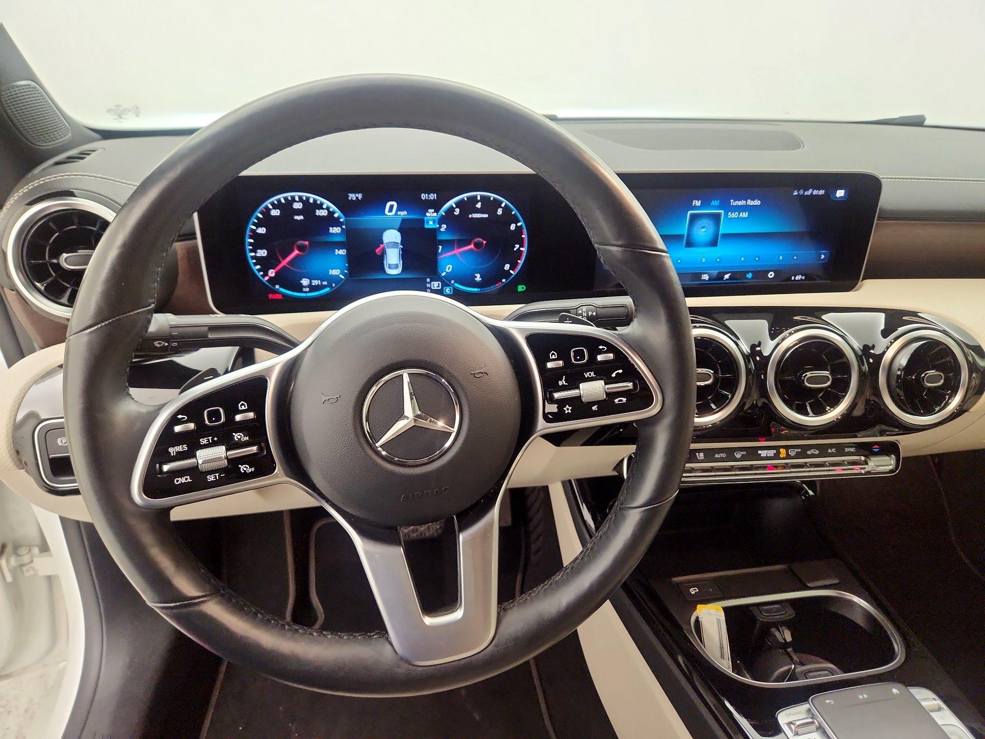 Thumbnail: 2020 Mercedes-Benz CLA - 9
