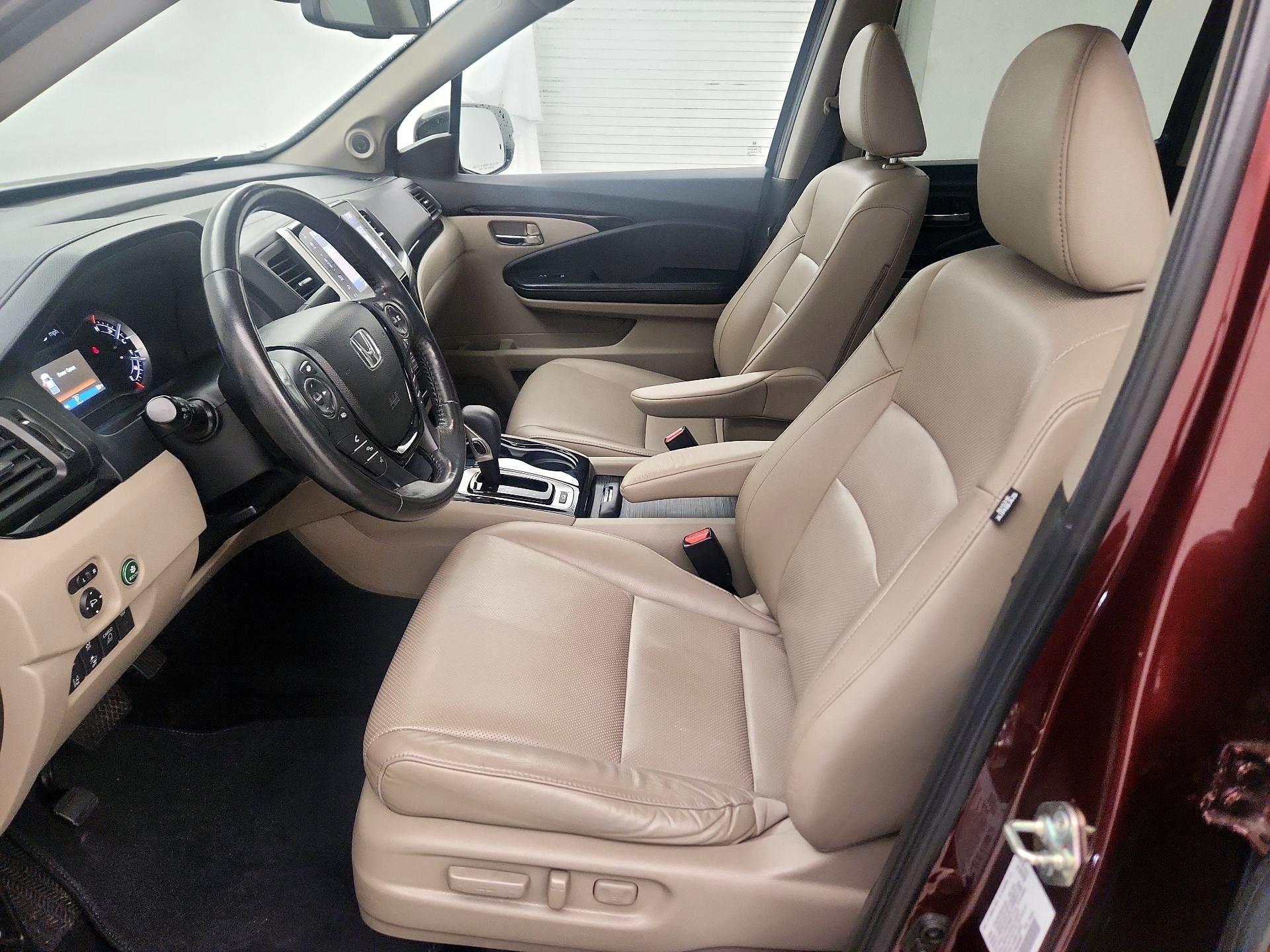 Thumbnail: 2019 Honda Ridgeline - 11