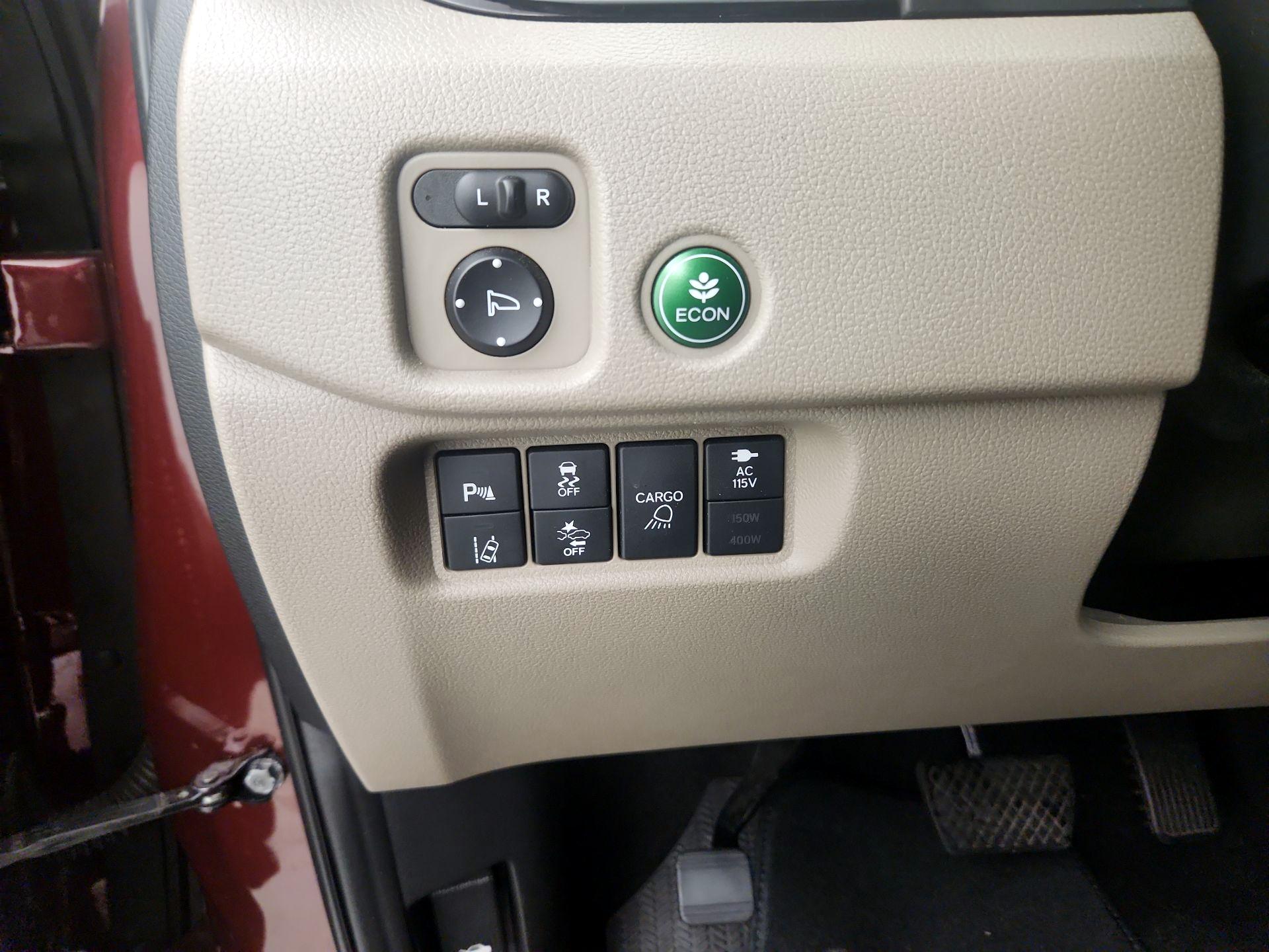 Thumbnail: 2019 Honda Ridgeline - 13
