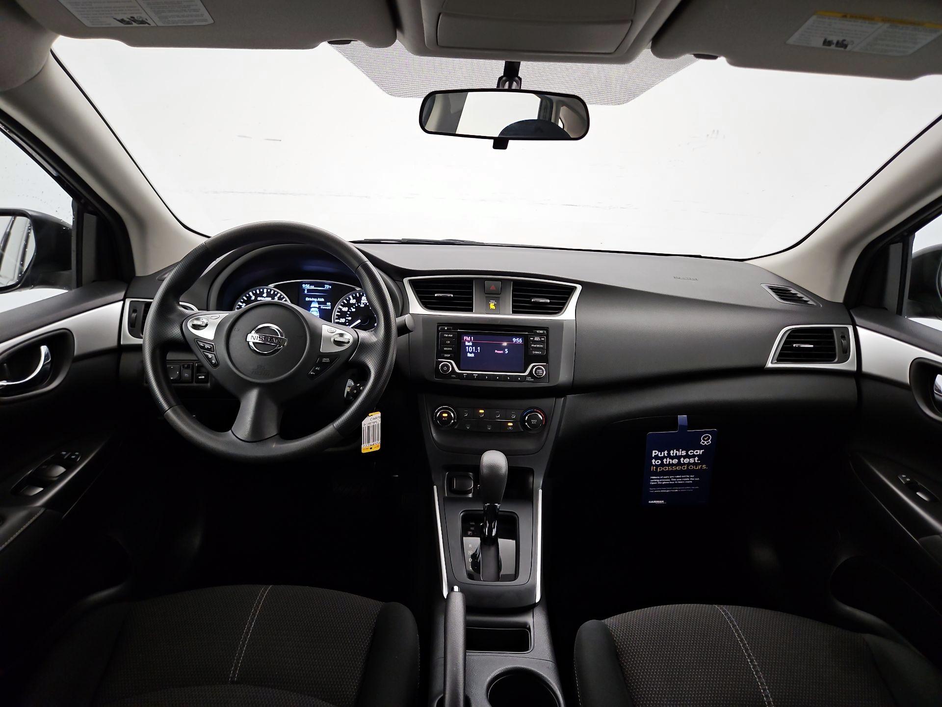Thumbnail: 2018 Nissan Sentra - 9