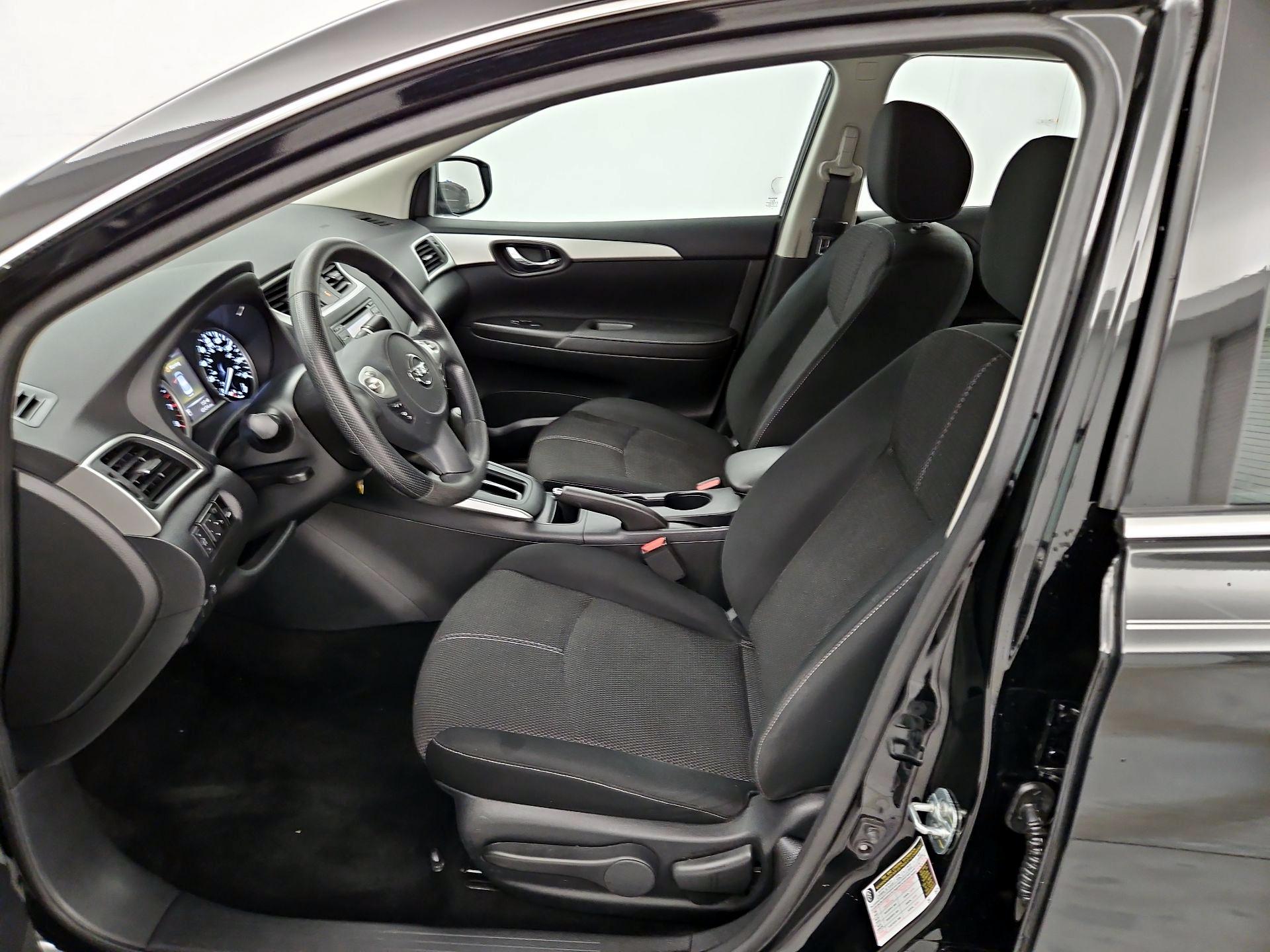 Thumbnail: 2018 Nissan Sentra - 11