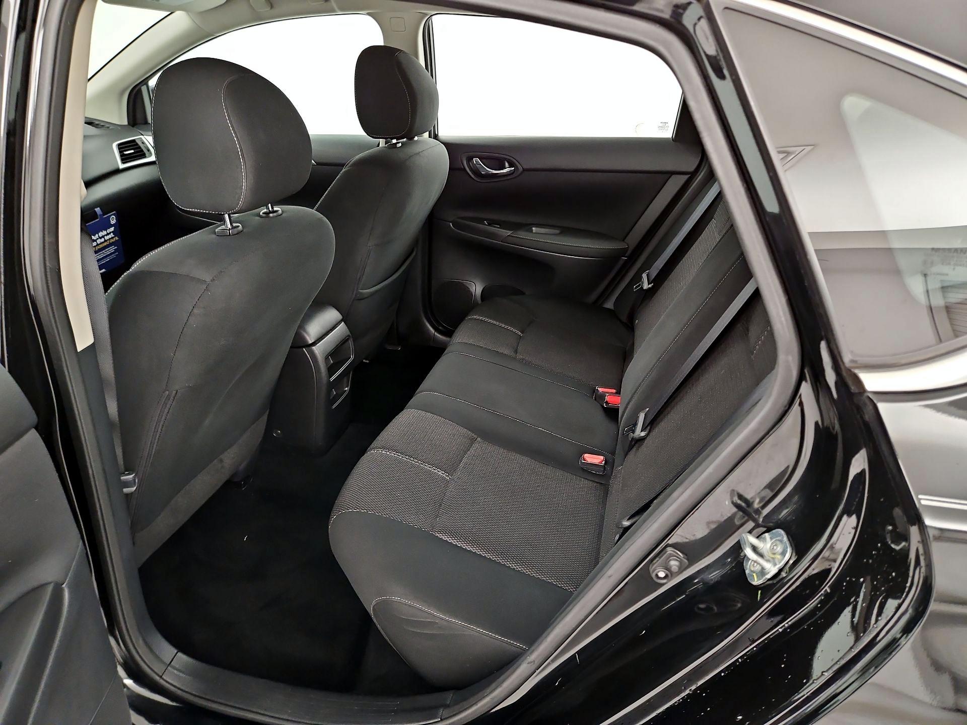 Thumbnail: 2018 Nissan Sentra - 19
