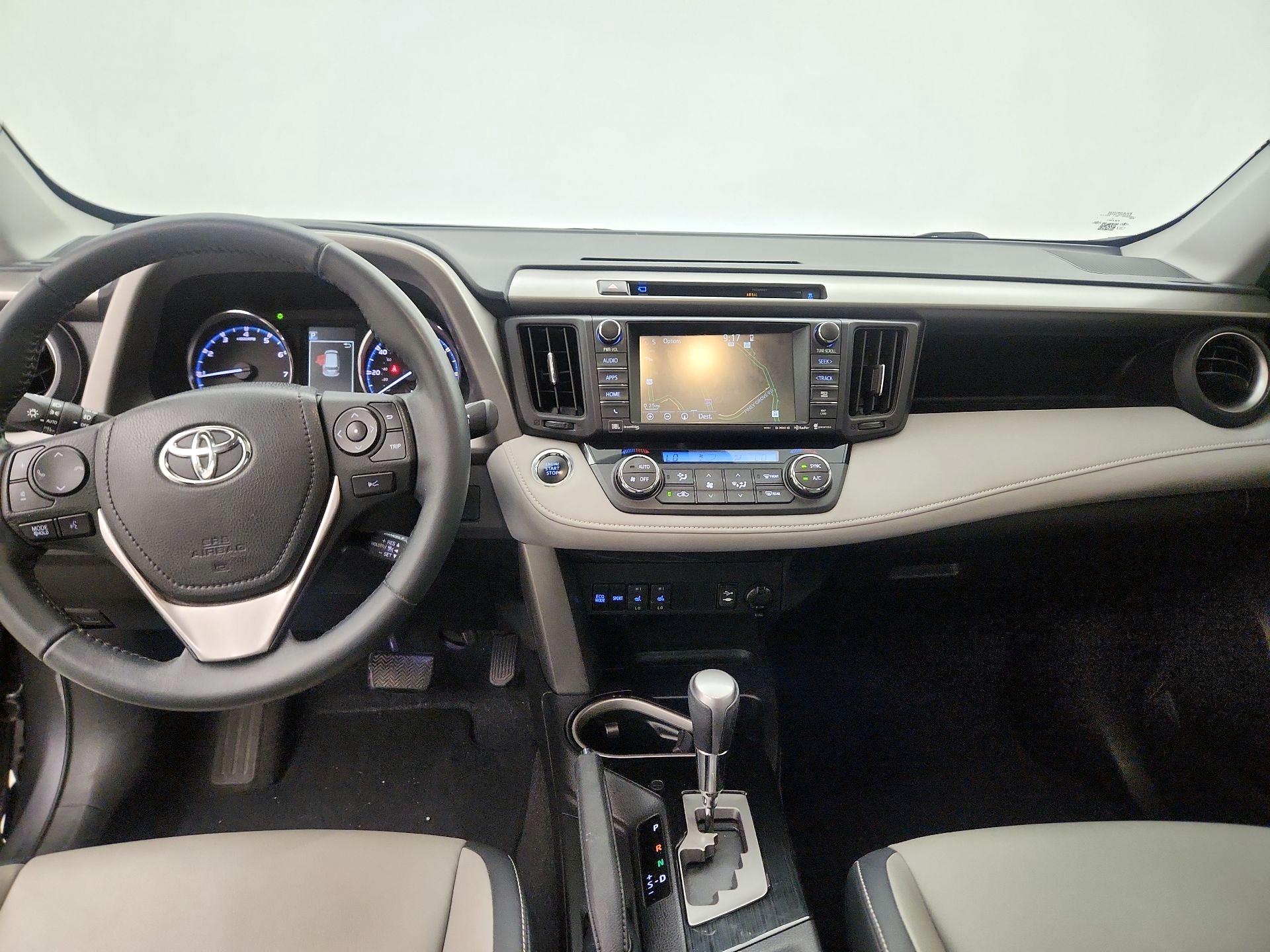 Thumbnail: 2016 Toyota RAV4 - 9
