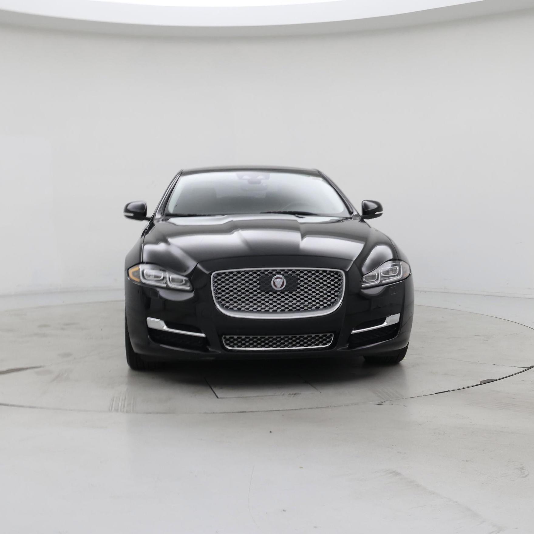Thumbnail: 2019 Jaguar XJ - 5