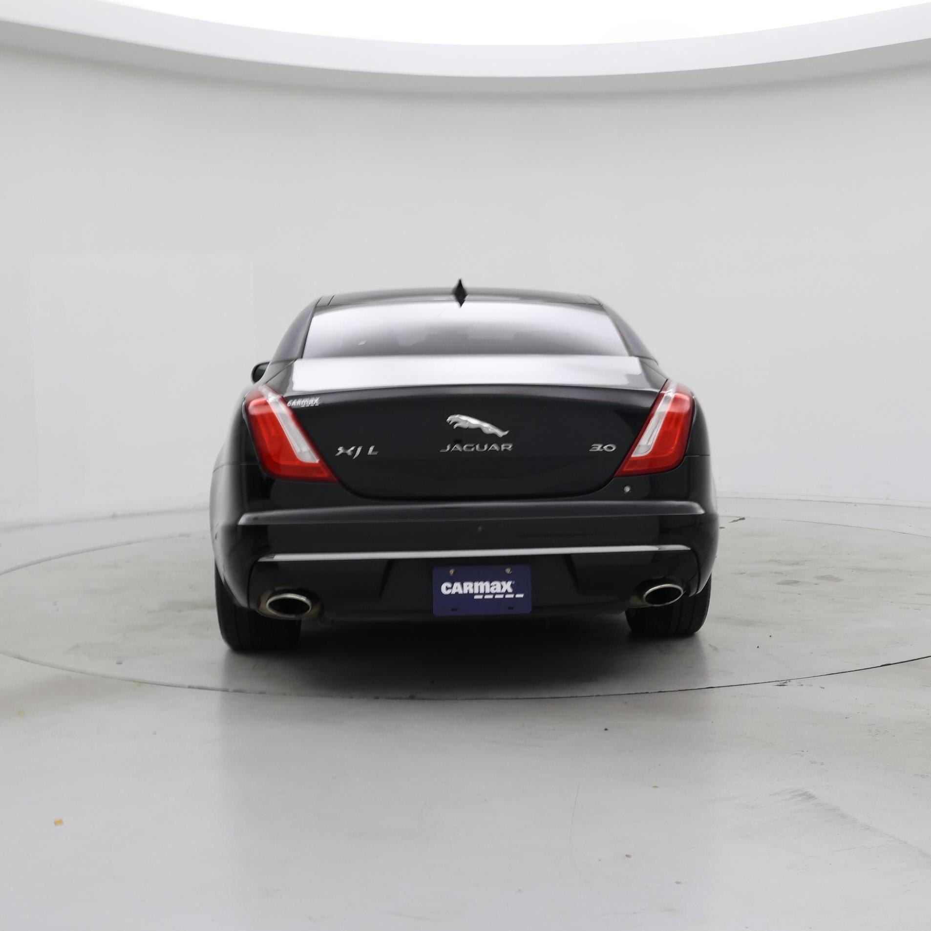 Thumbnail: 2019 Jaguar XJ - 6