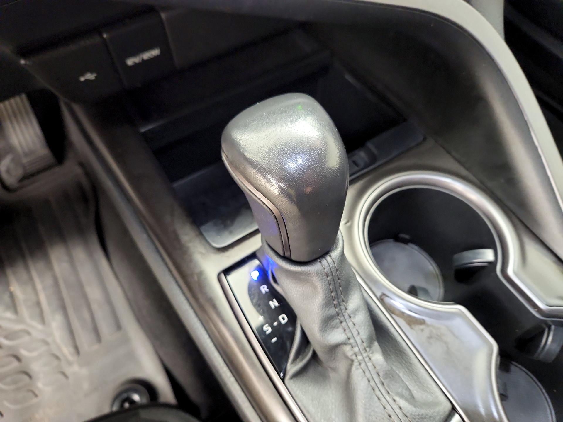 Thumbnail: 2023 Toyota Camry - 17