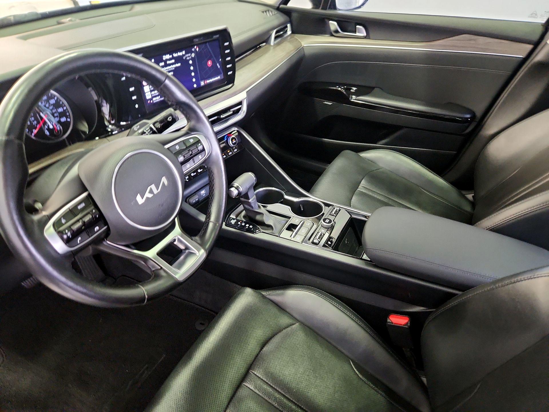 Thumbnail: 2022 Kia K5 - 11