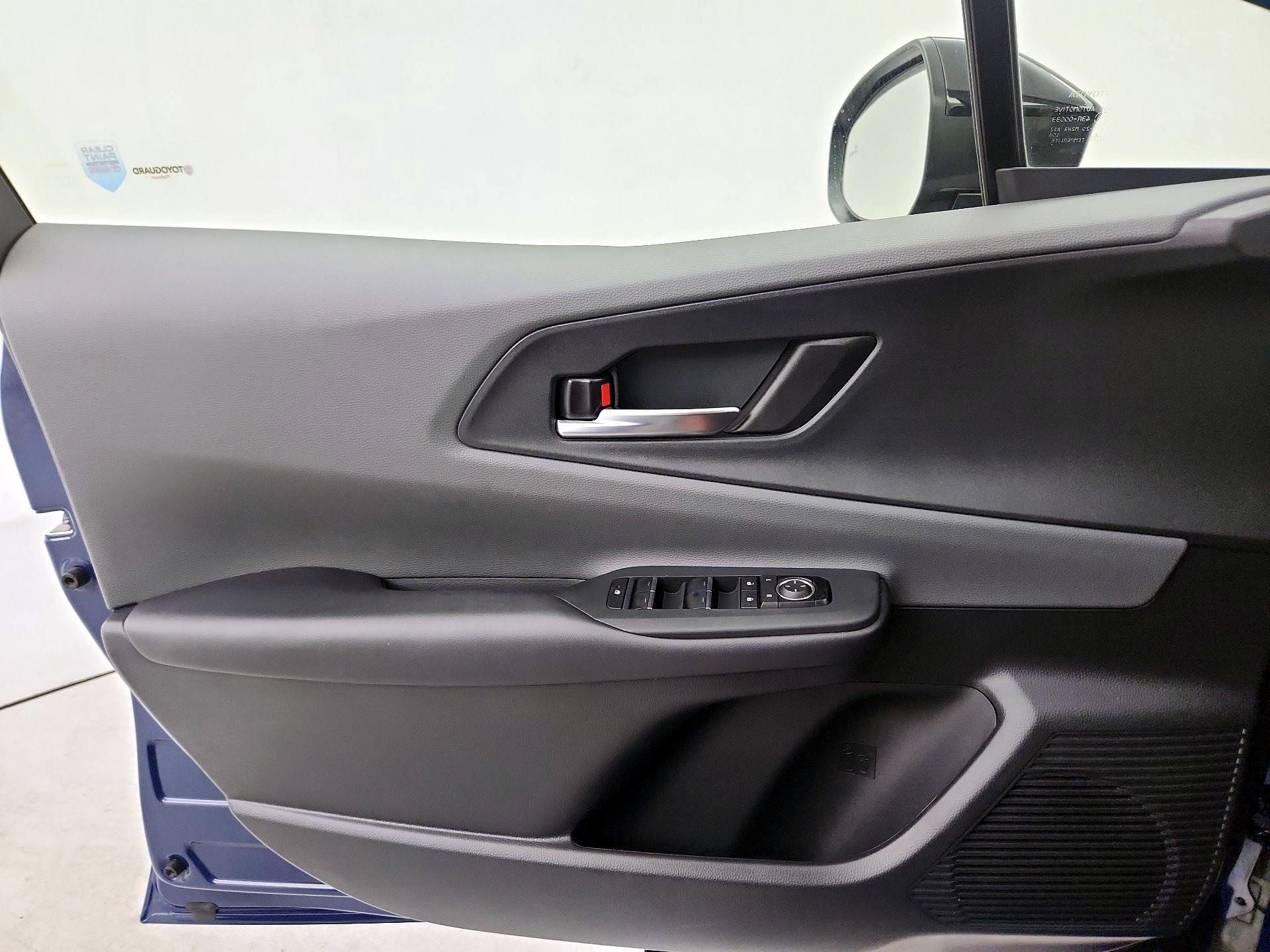 Thumbnail: 2024 Toyota Prius - 10