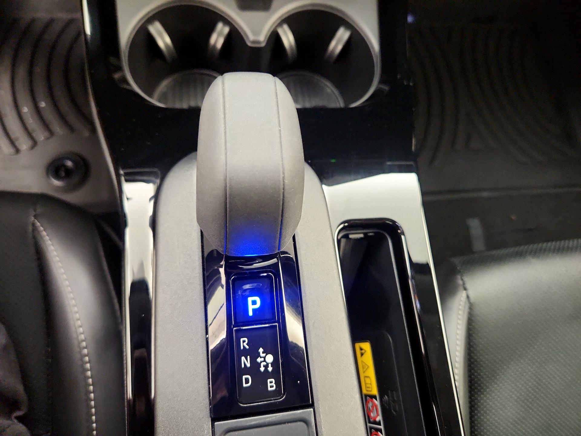 Thumbnail: 2024 Toyota Prius - 15