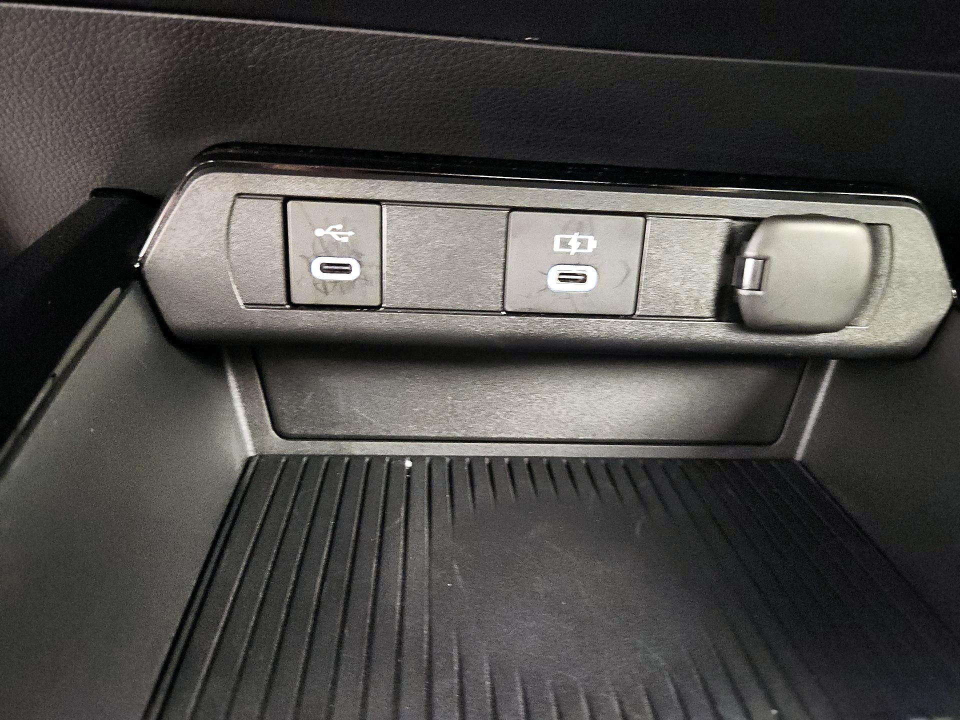 Thumbnail: 2024 Toyota Prius - 16