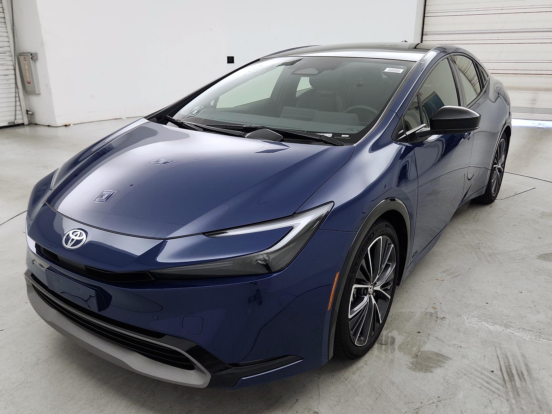 Thumbnail: 2024 Toyota Prius - 3