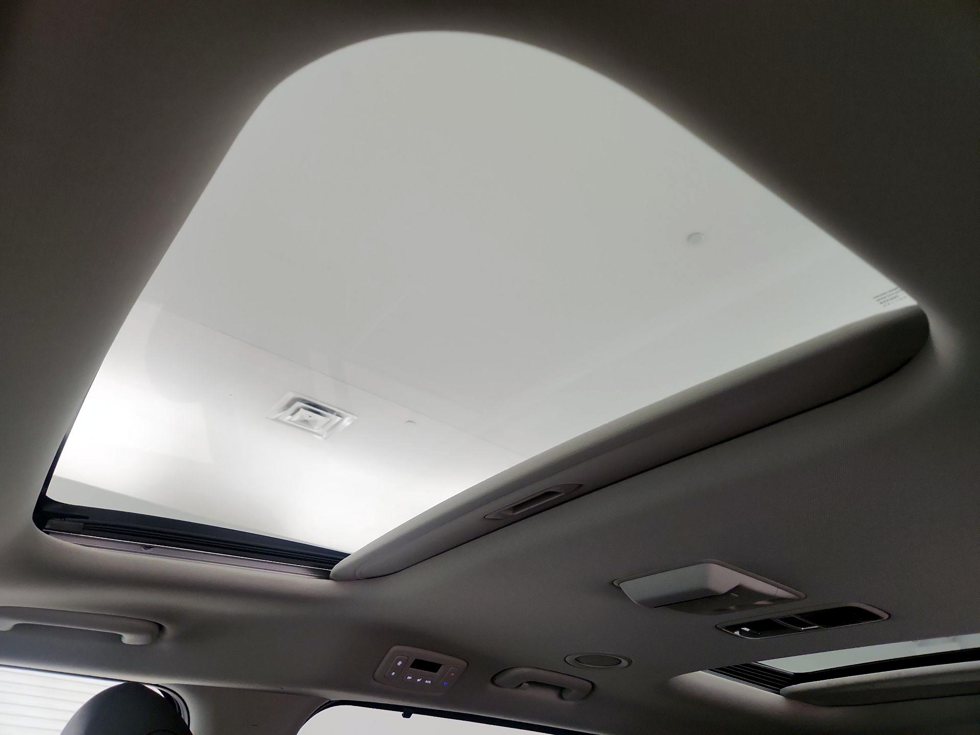 Thumbnail: 2024 Kia Carnival - 20