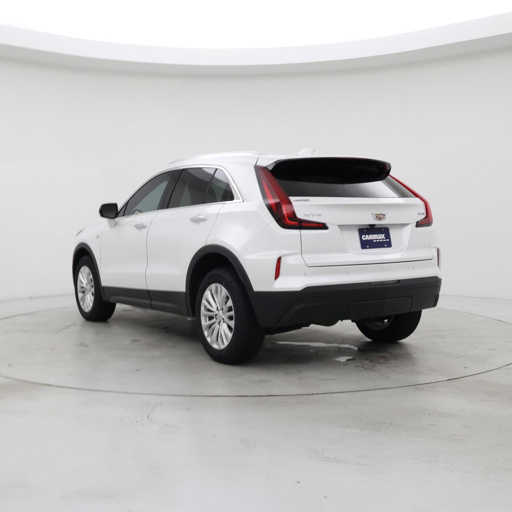 Thumbnail: 2024 Cadillac XT4 - 2