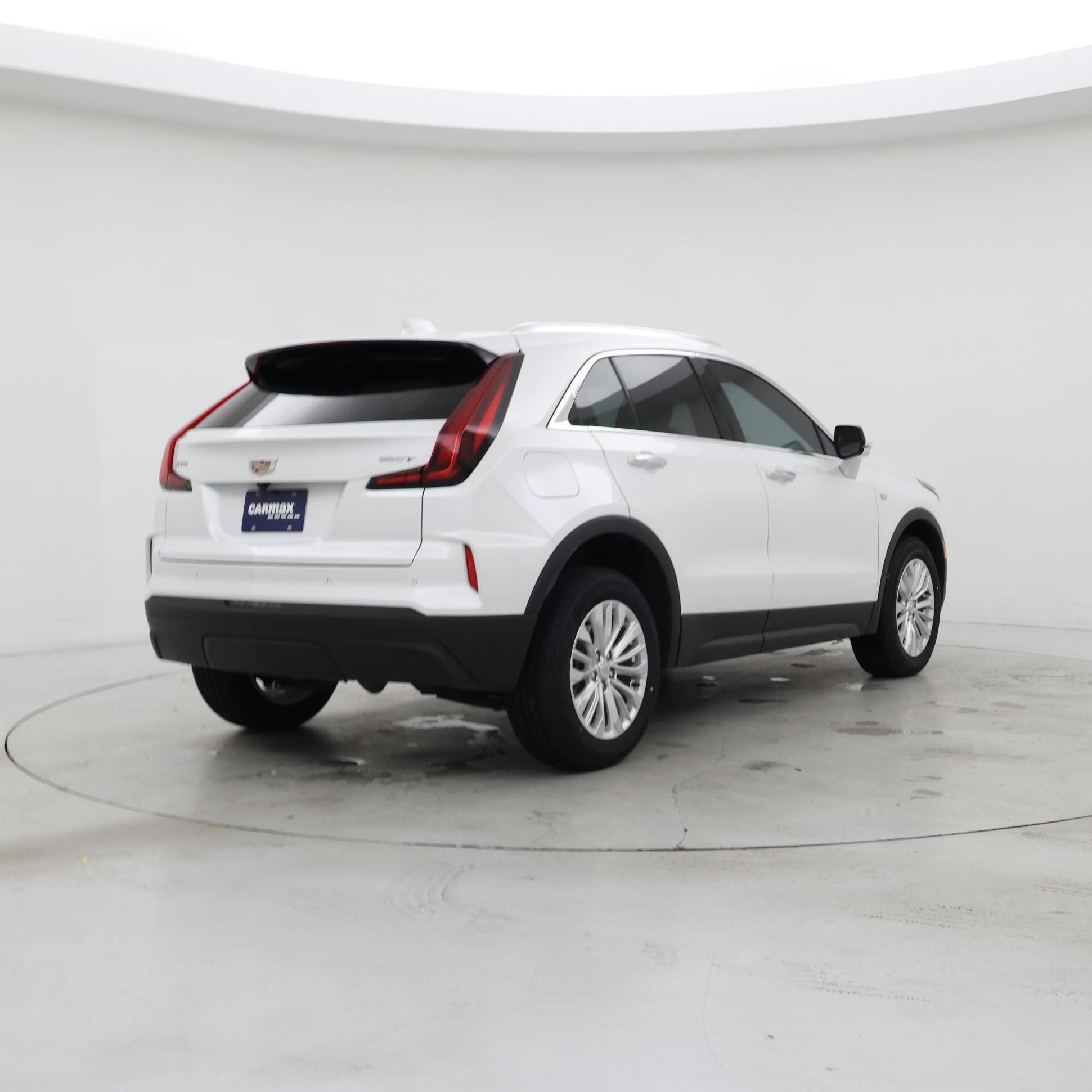 Thumbnail: 2024 Cadillac XT4 - 8