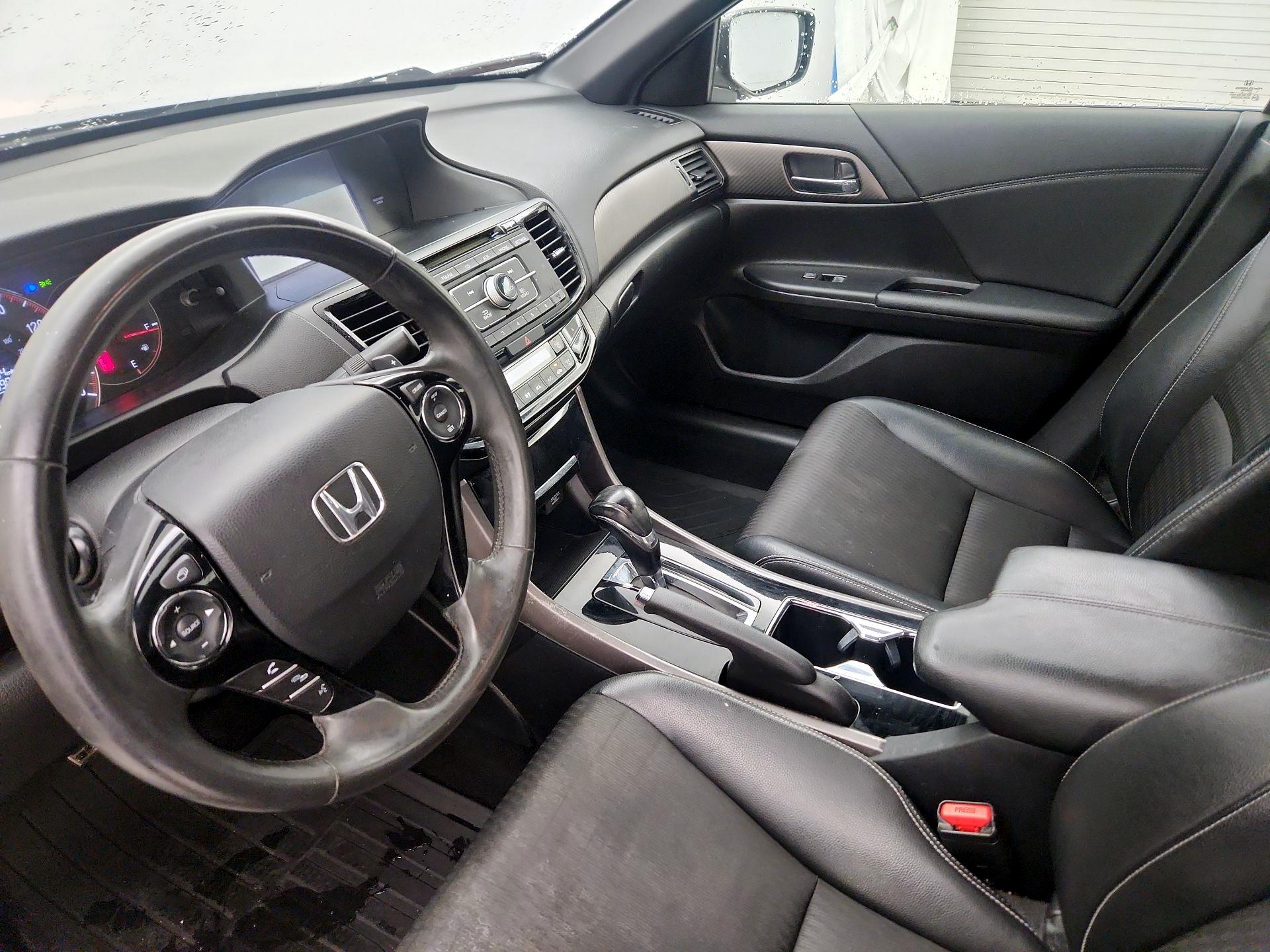 Thumbnail: 2016 Honda Accord - 11
