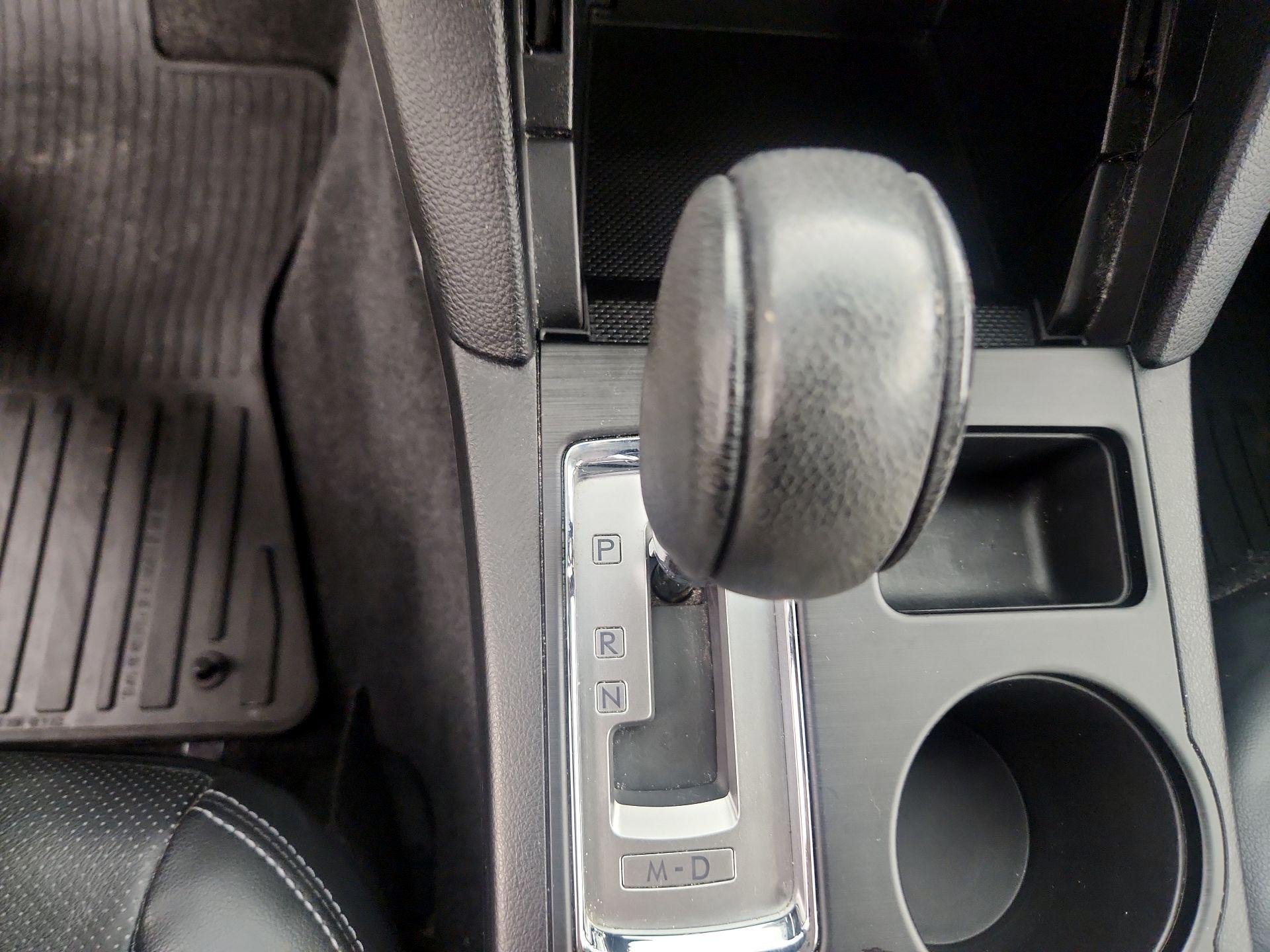 Thumbnail: 2015 Subaru Legacy - 17