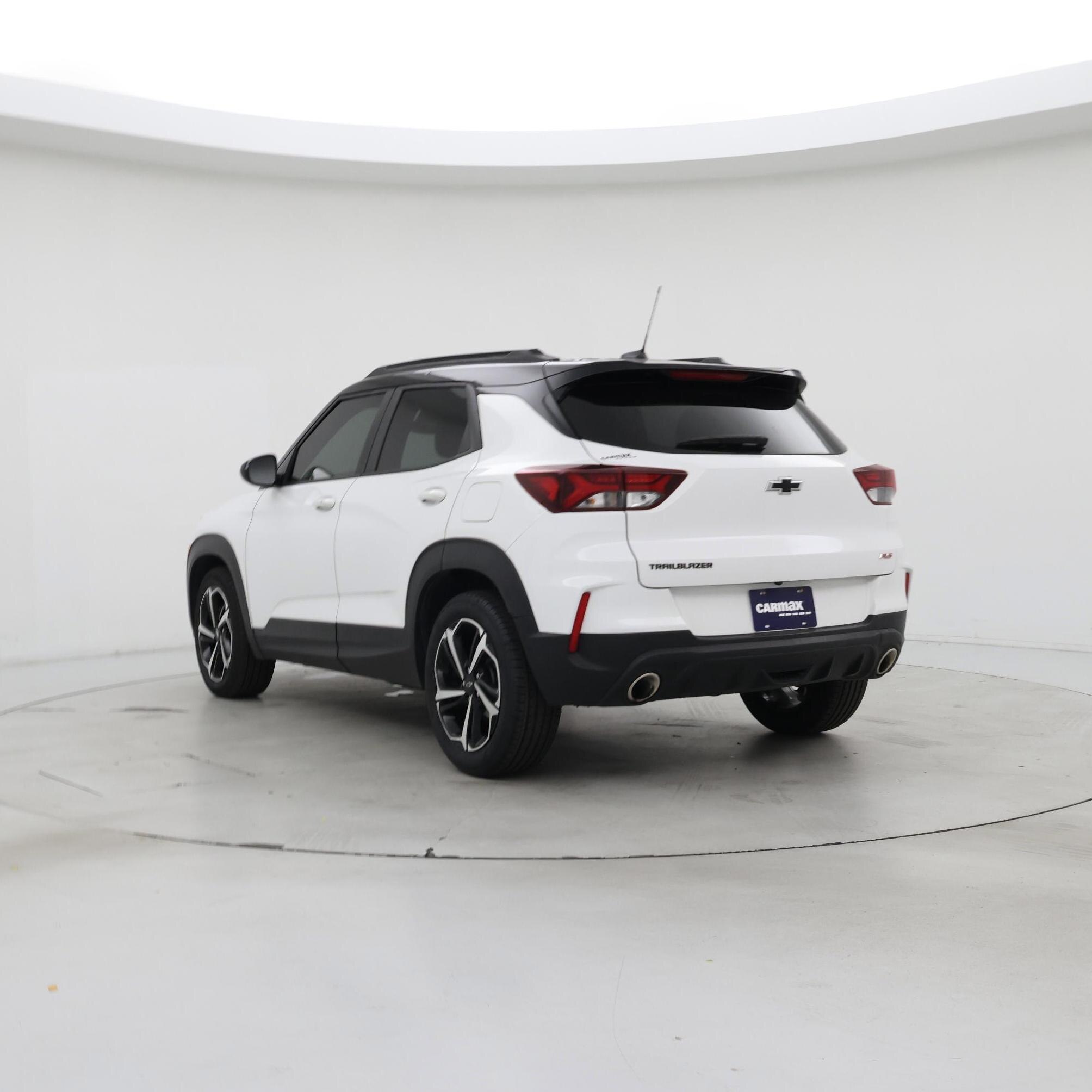 Thumbnail: 2023 Chevrolet TrailBlazer - 2
