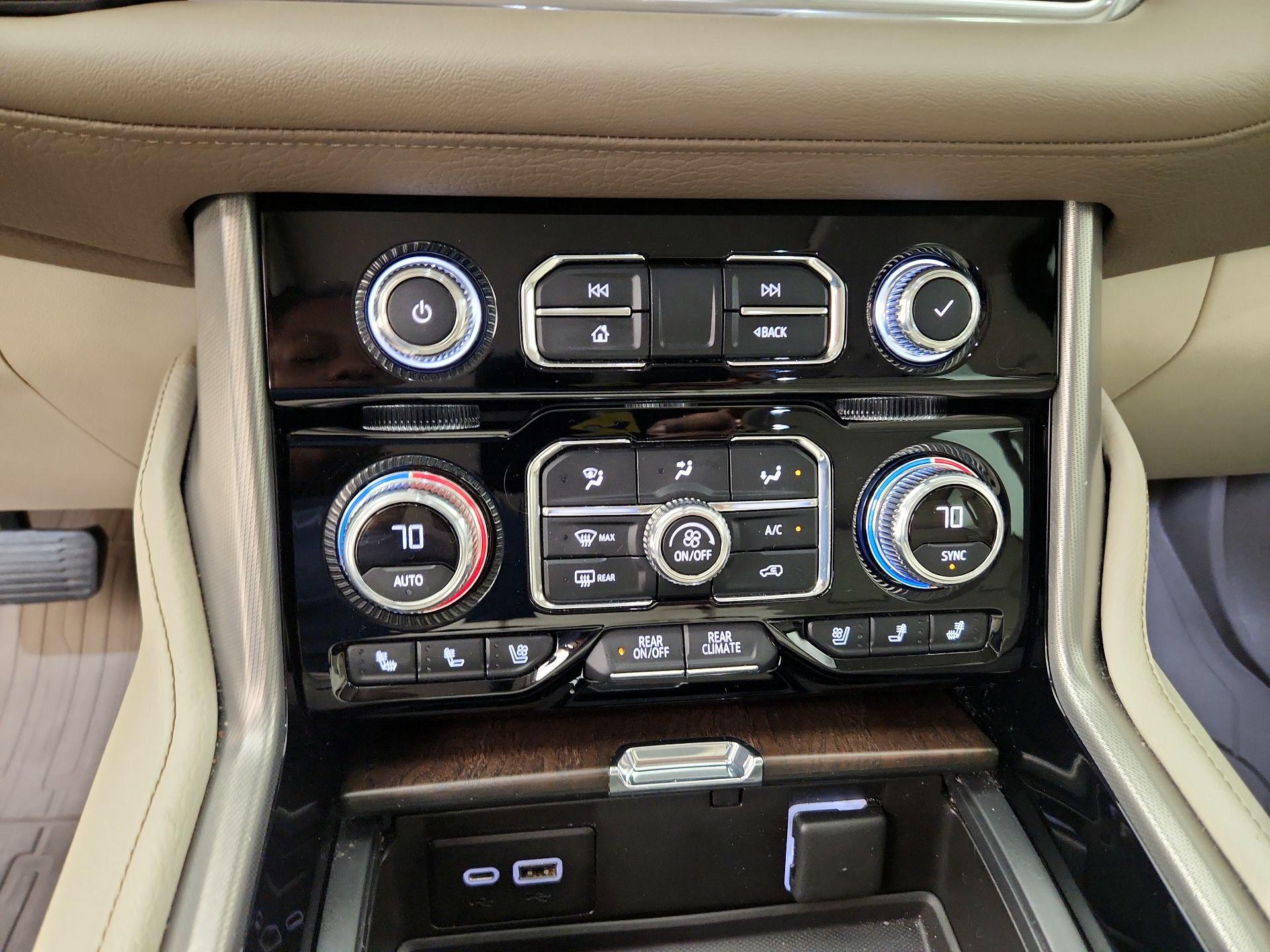 Thumbnail: 2021 GMC Yukon XL - 16