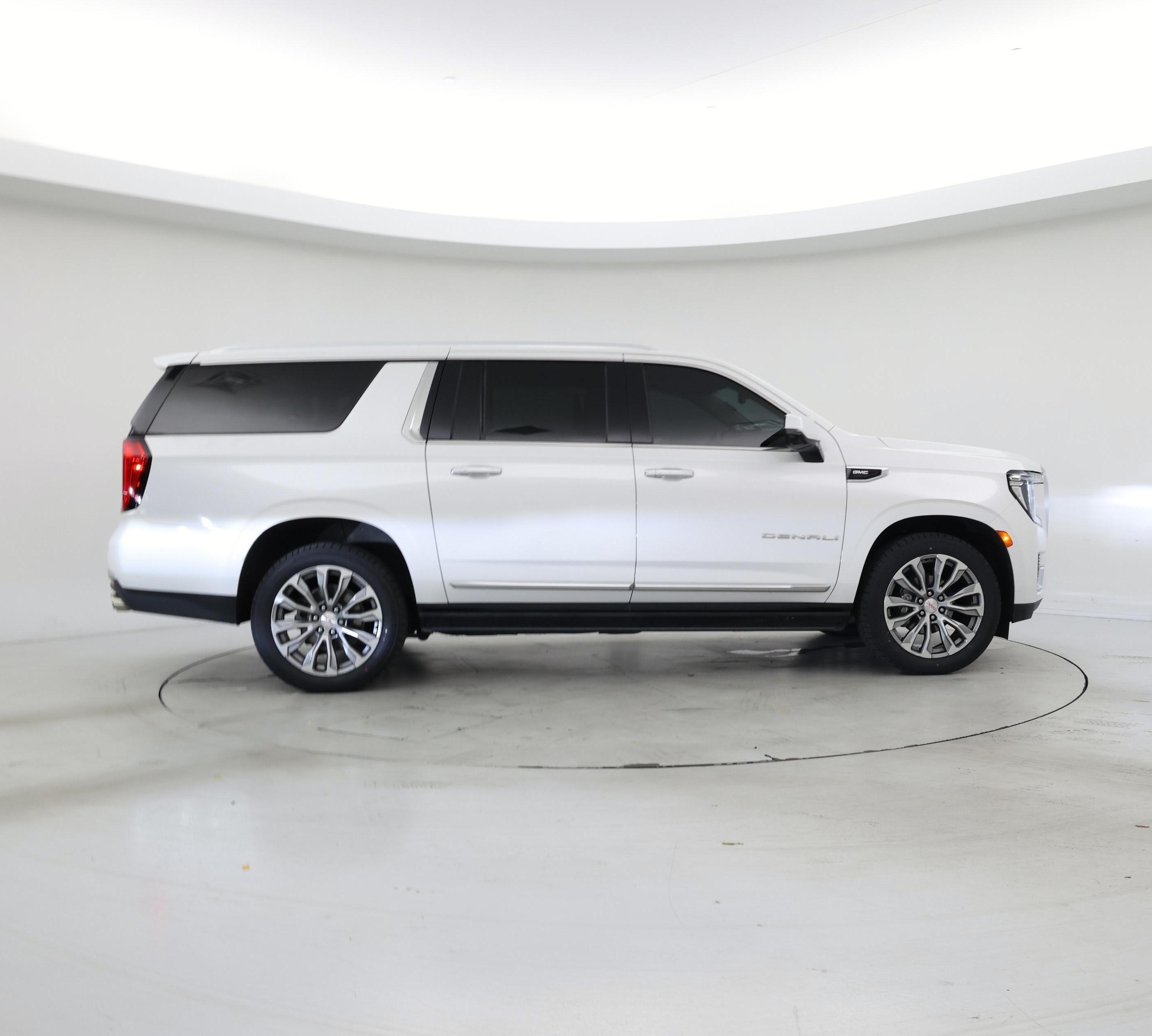 Thumbnail: 2021 GMC Yukon XL - 7