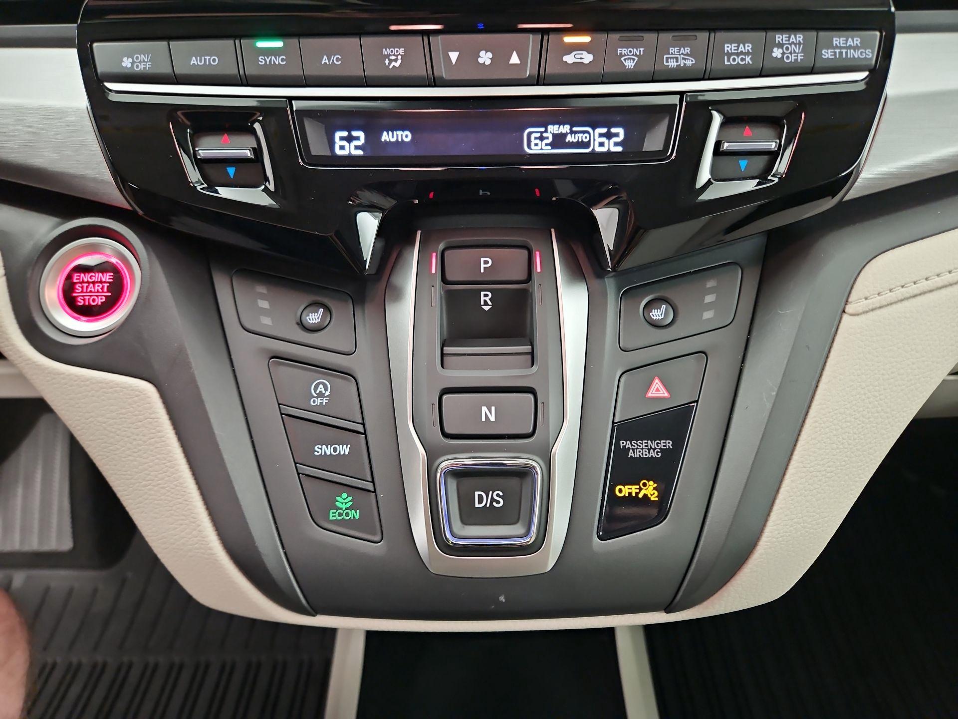 Thumbnail: 2025 Honda Odyssey - 16