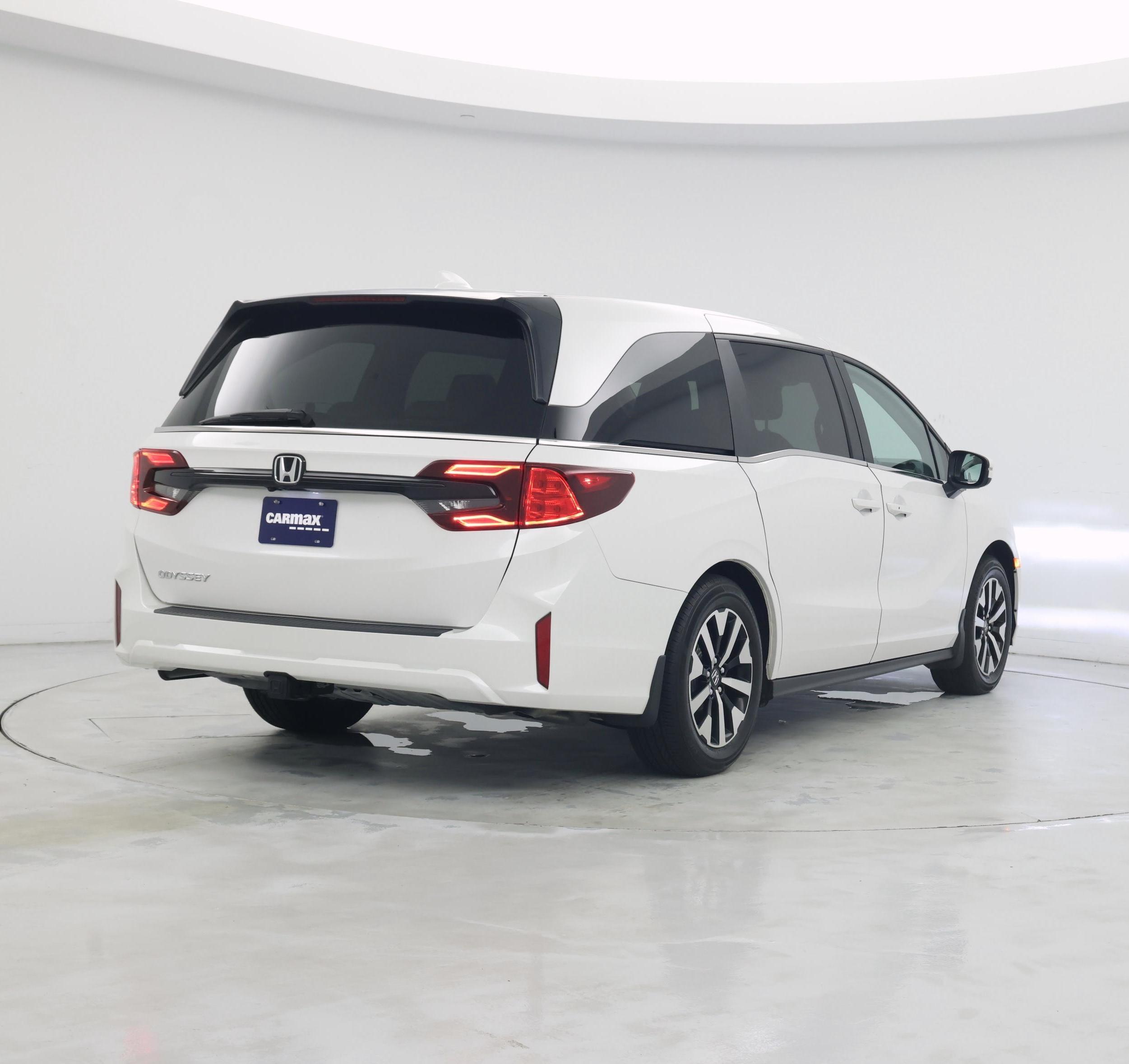 Thumbnail: 2025 Honda Odyssey - 8