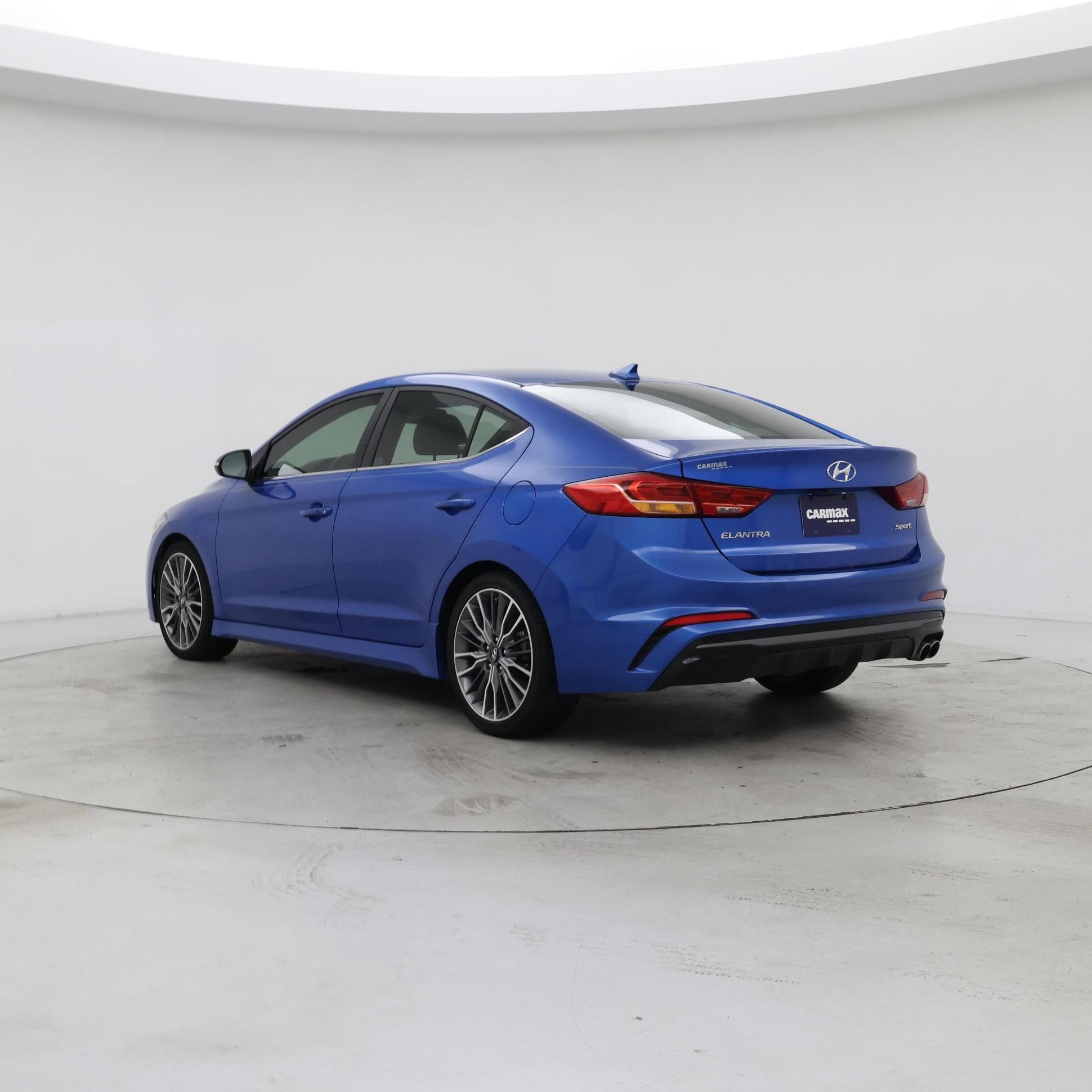 Thumbnail: 2017 Hyundai Elantra - 2
