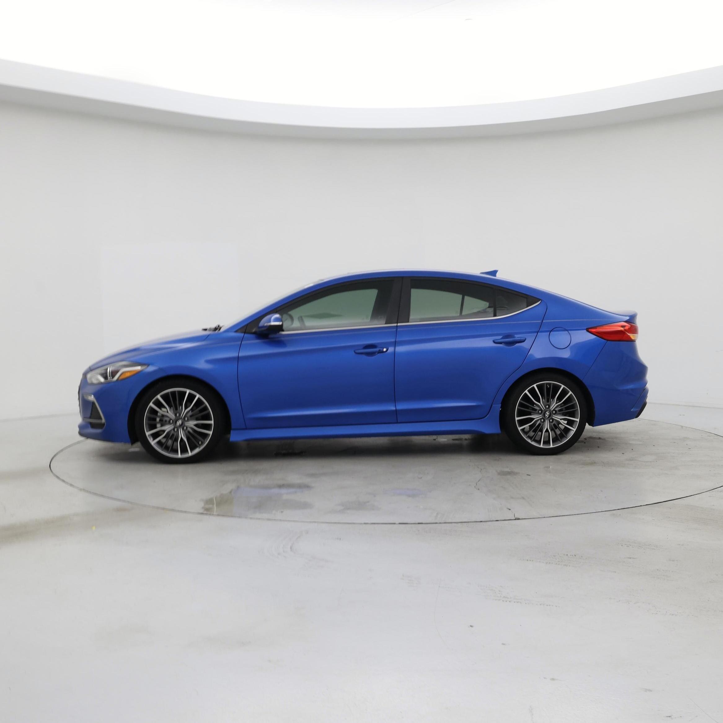 Thumbnail: 2017 Hyundai Elantra - 3