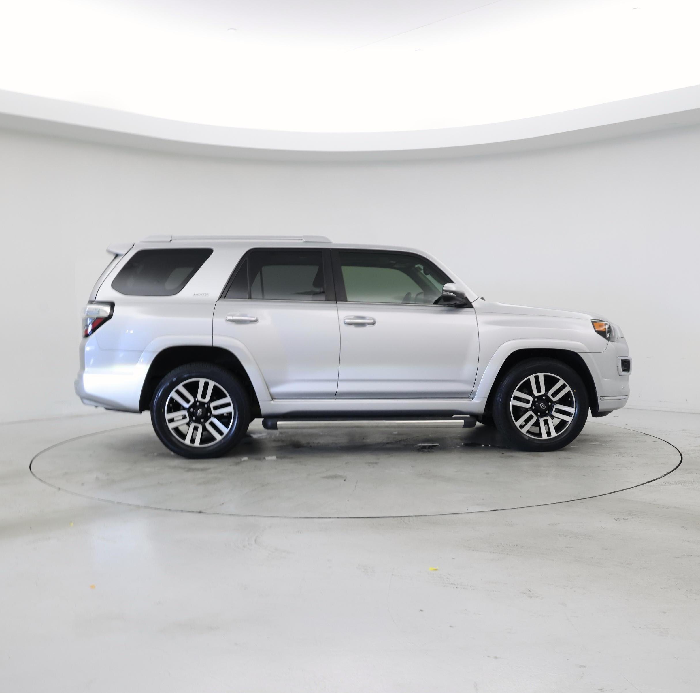 Thumbnail: 2021 Toyota 4Runner - 7