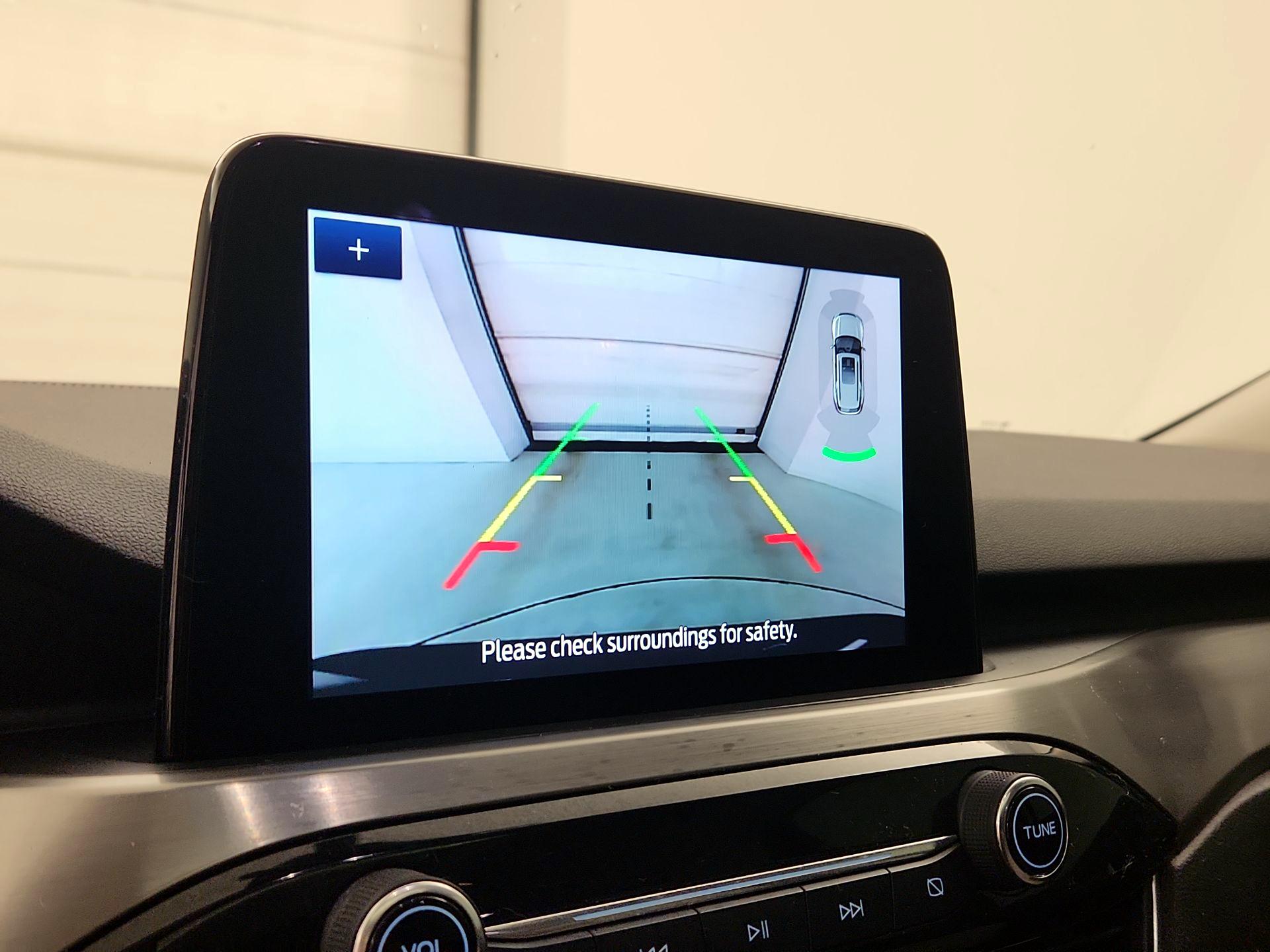 Thumbnail: 2021 Ford Escape - 15