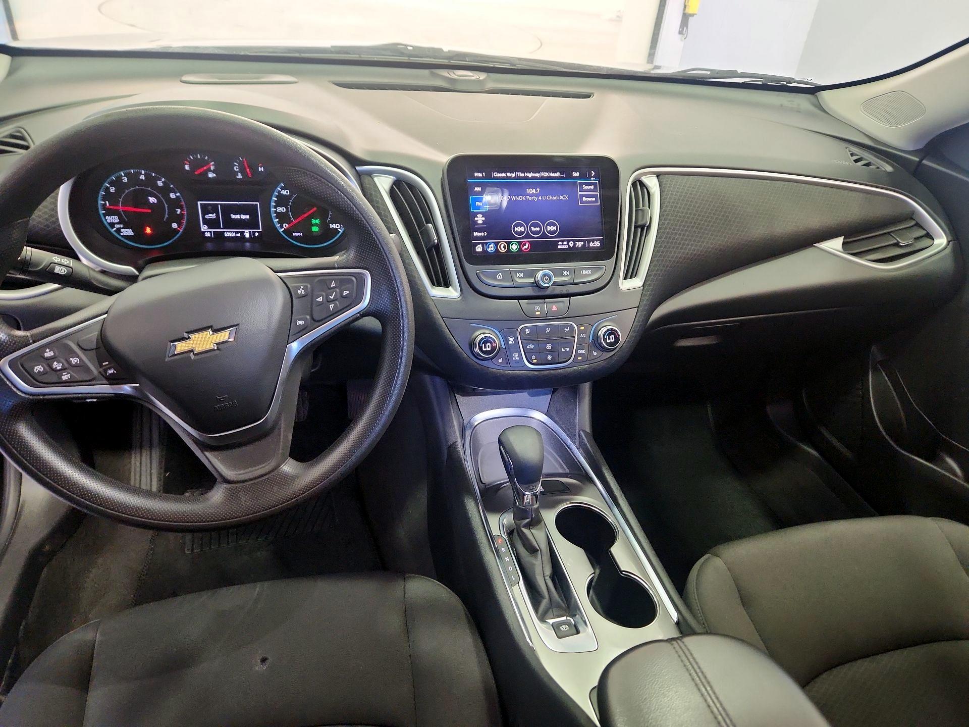 Thumbnail: 2023 Chevrolet Malibu - 9