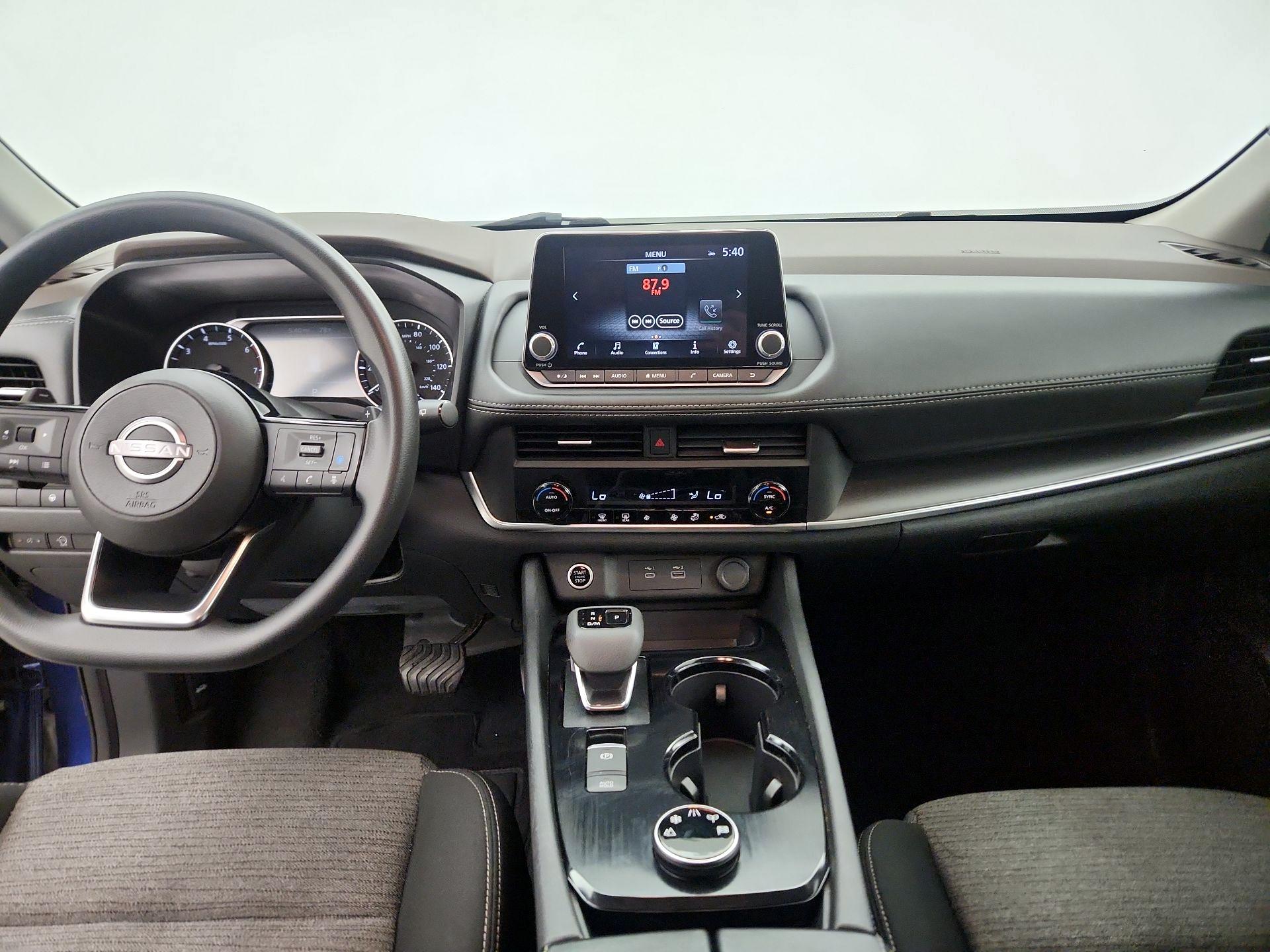 Thumbnail: 2023 Nissan Rogue - 9