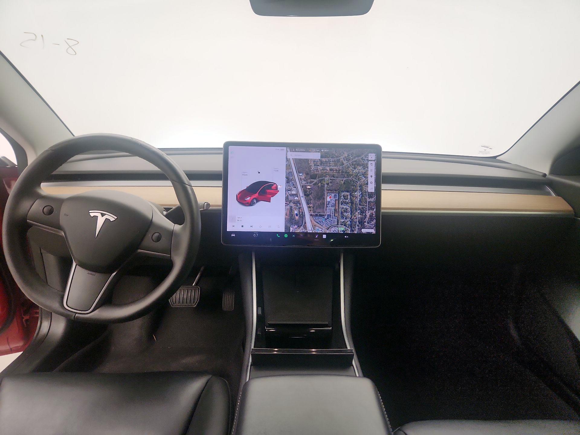 Thumbnail: 2020 Tesla Model 3 - 9