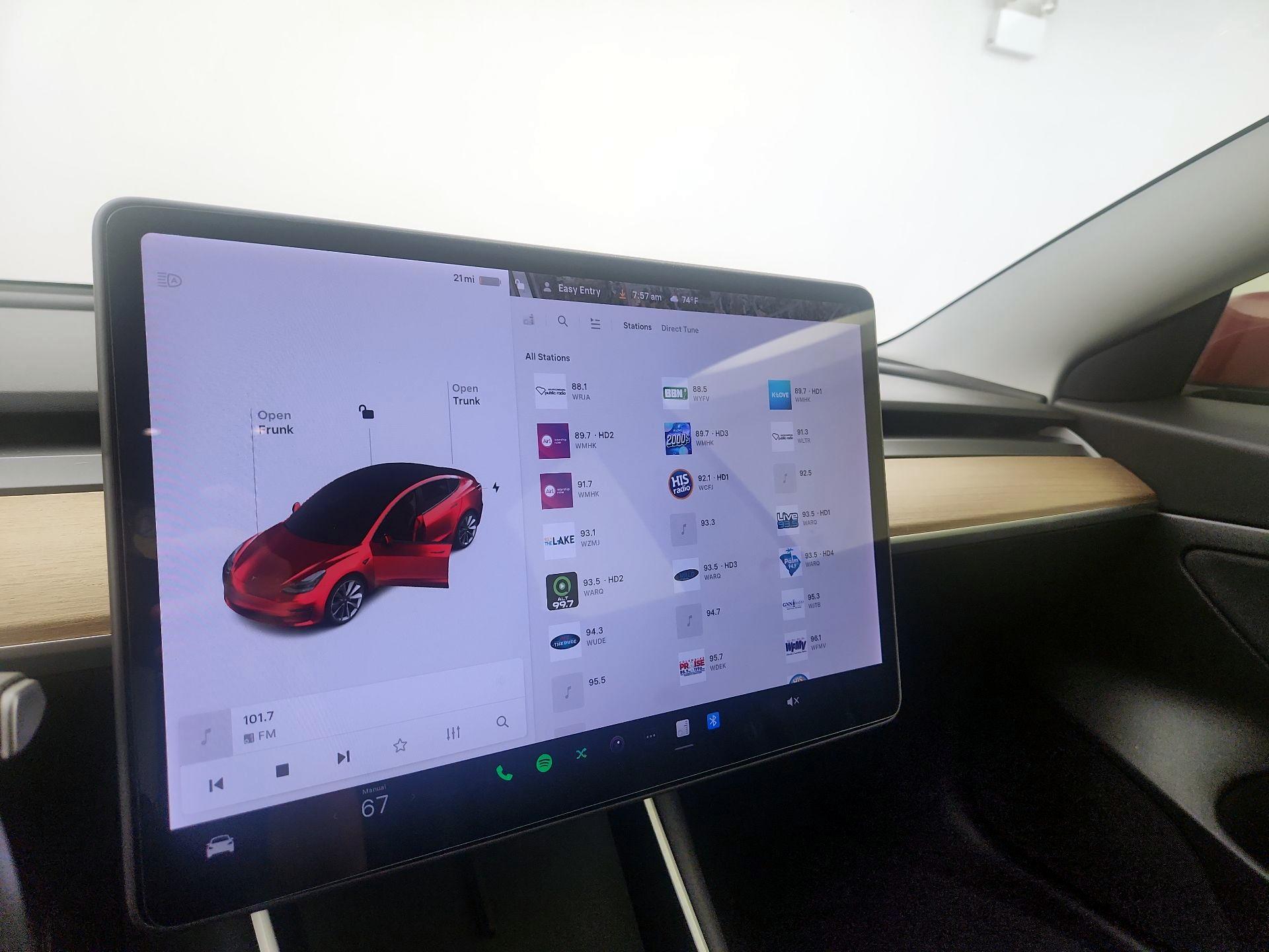 Thumbnail: 2020 Tesla Model 3 - 15