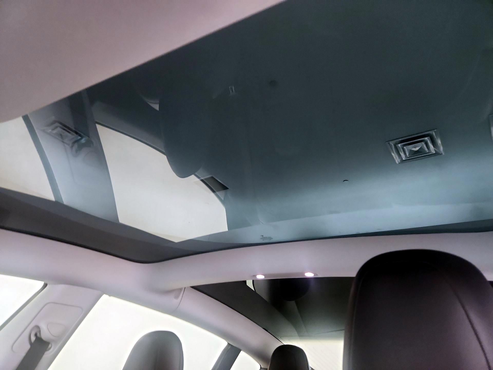Thumbnail: 2020 Tesla Model 3 - 19