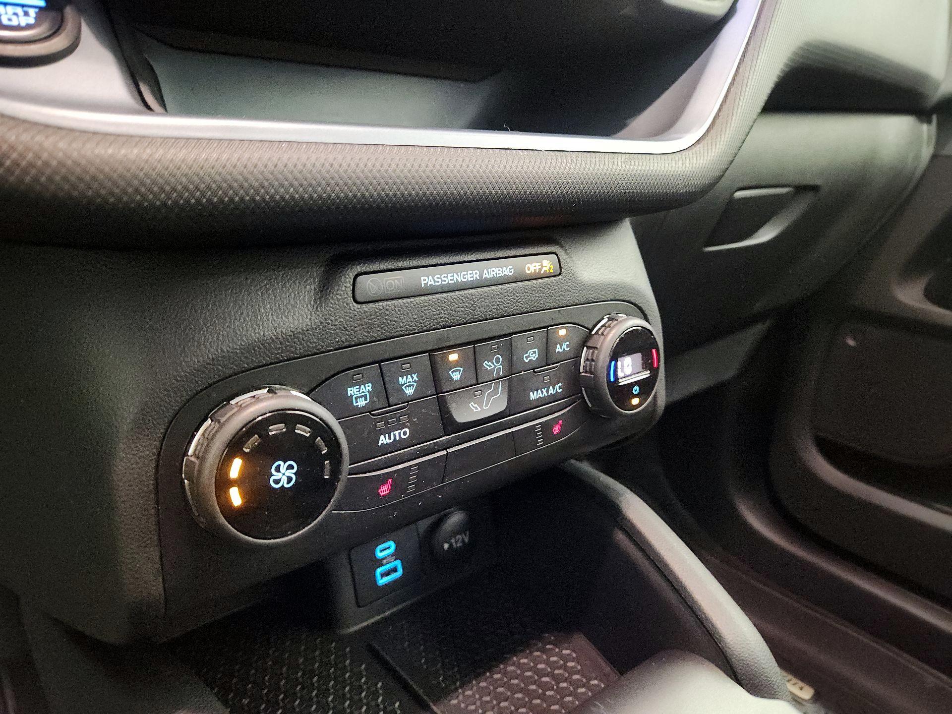 Thumbnail: 2021 Ford Bronco Sport - 16